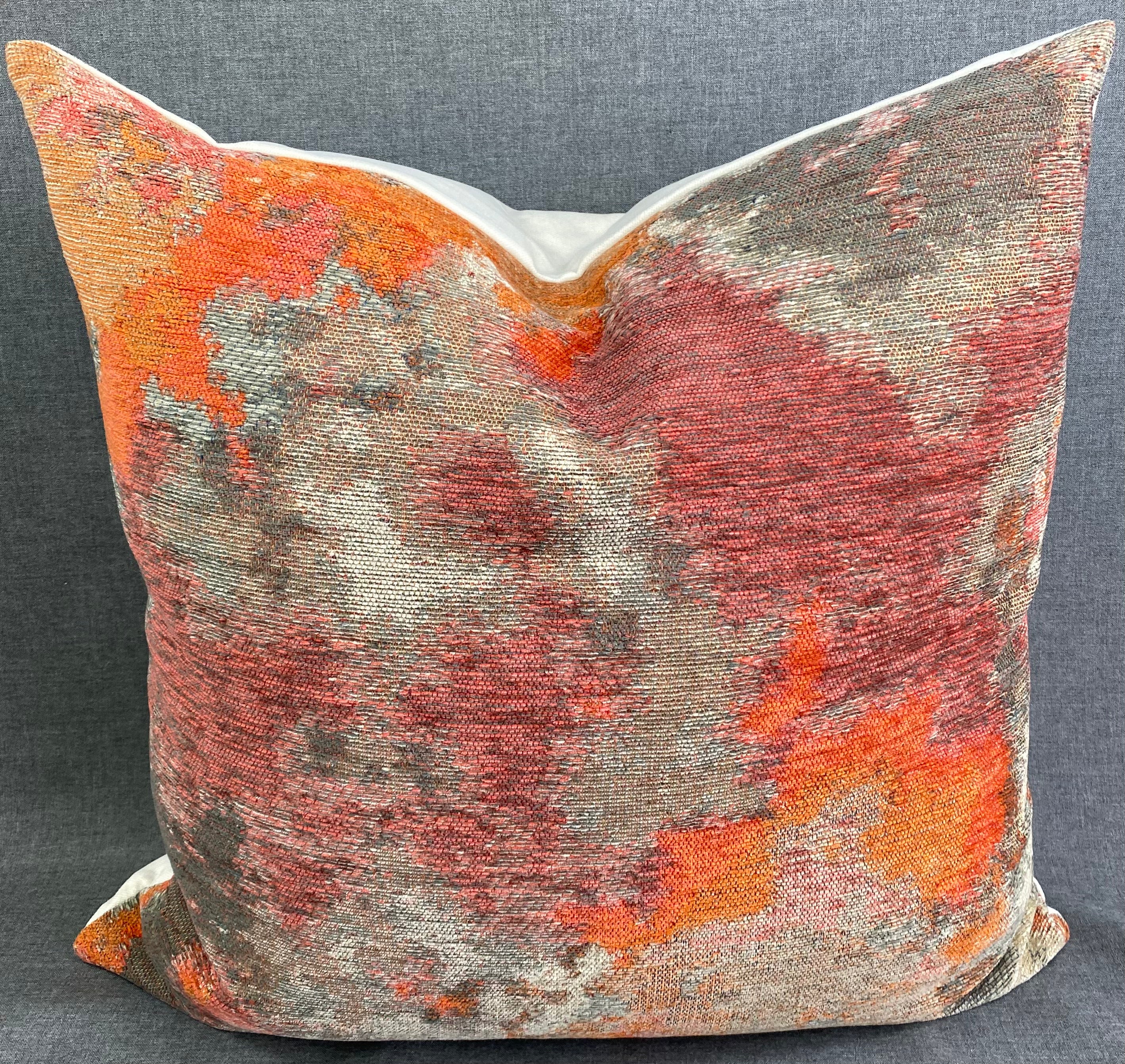 Luxury Pillow - 24" x 24" - Spraypaint