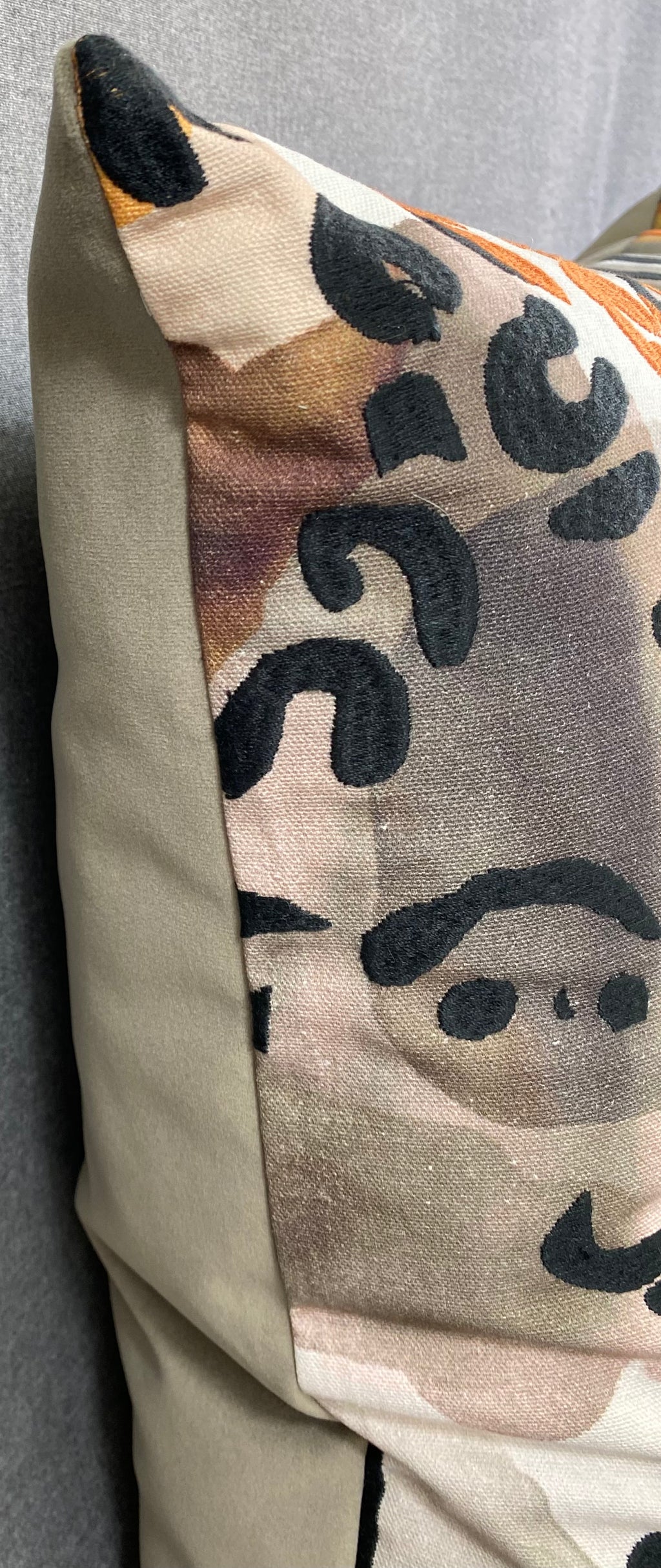 Luxury Pillow -  24" x 24" -  Fauve Safari