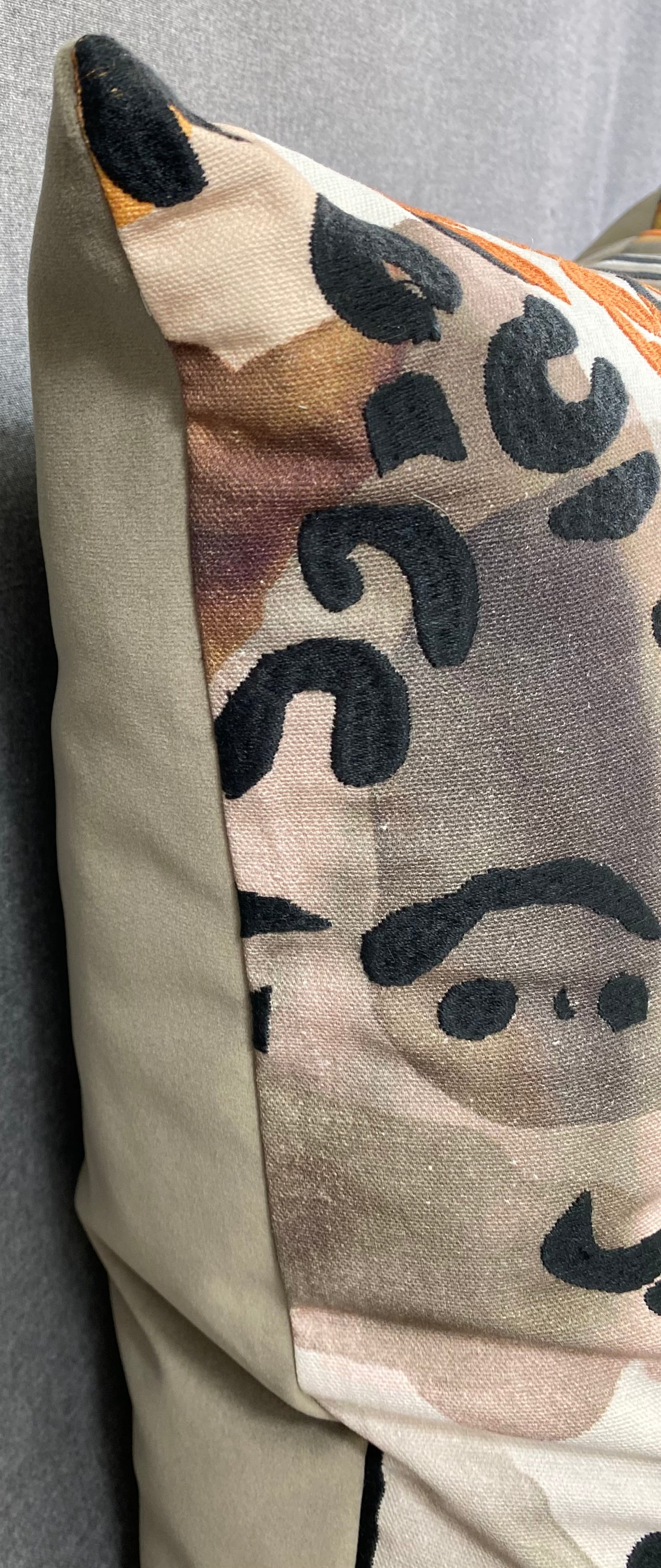 Luxury Pillow -  24" x 24" -  Fauve Safari