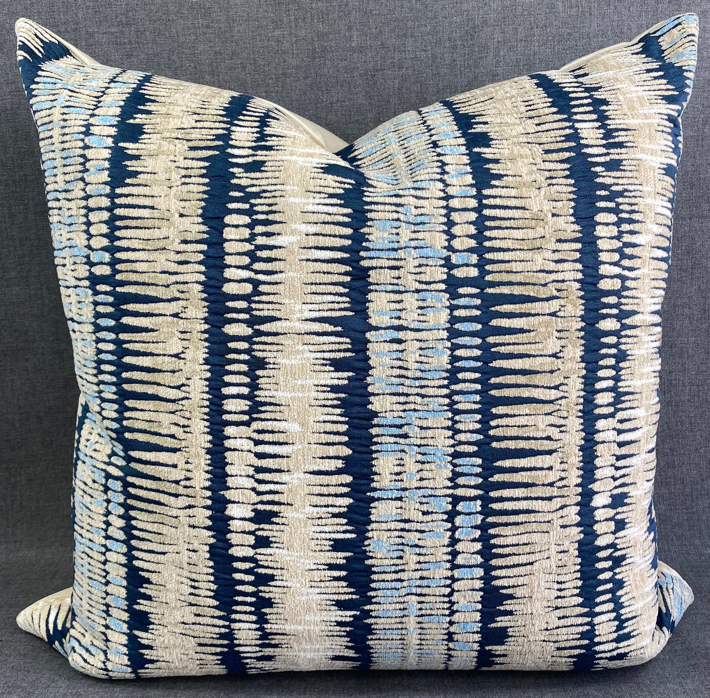 Luxury Pillow 24' x 24"- Zorro Indigo