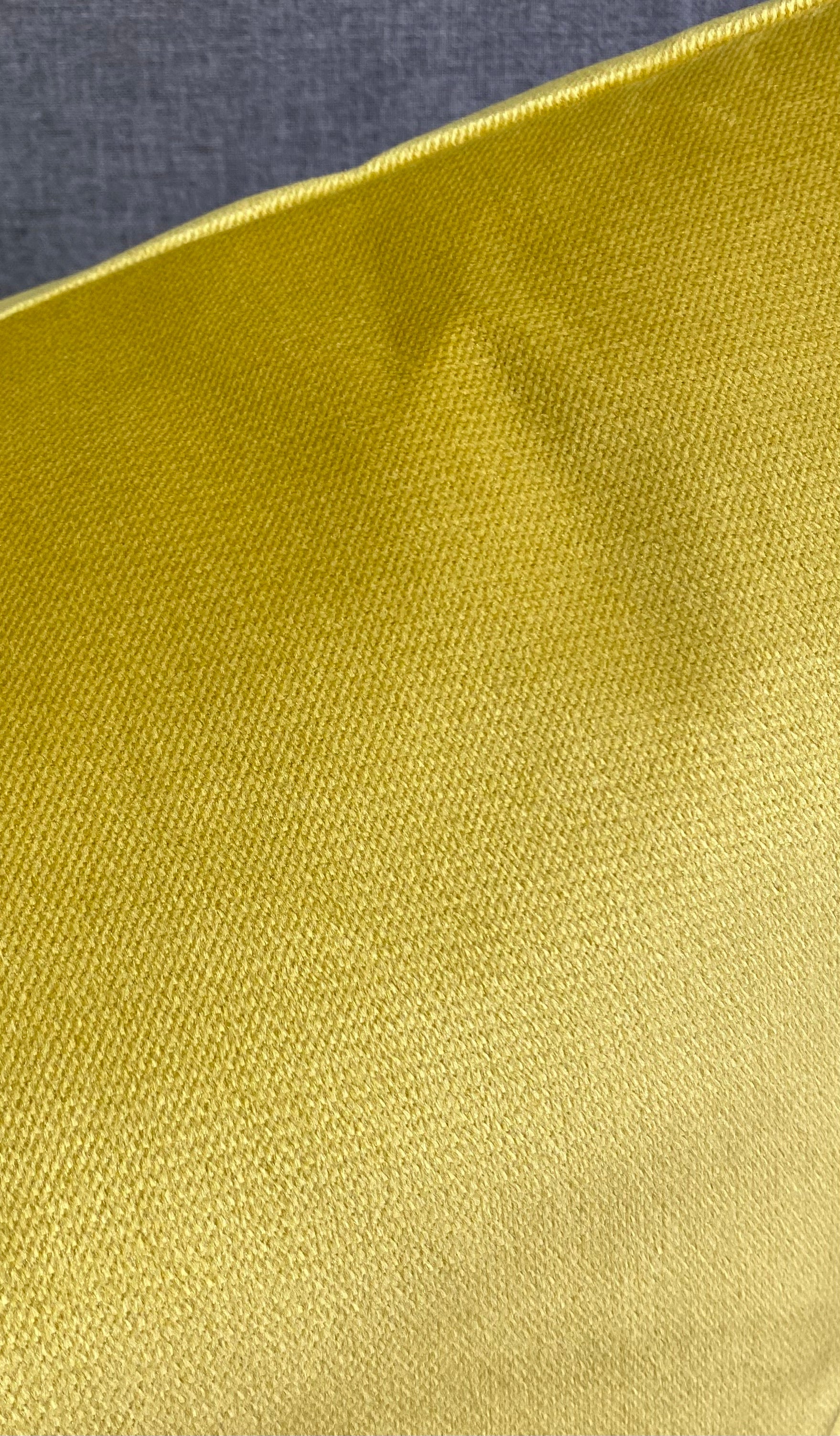 Luxury Pillow - 24” x 24” - Belvedere Curry