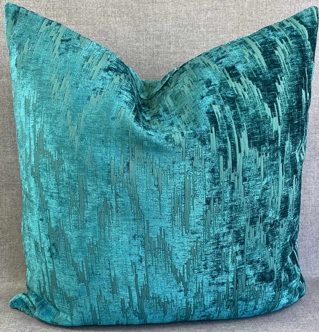 Luxury Pillow - 24" x 24" Niagara Teal