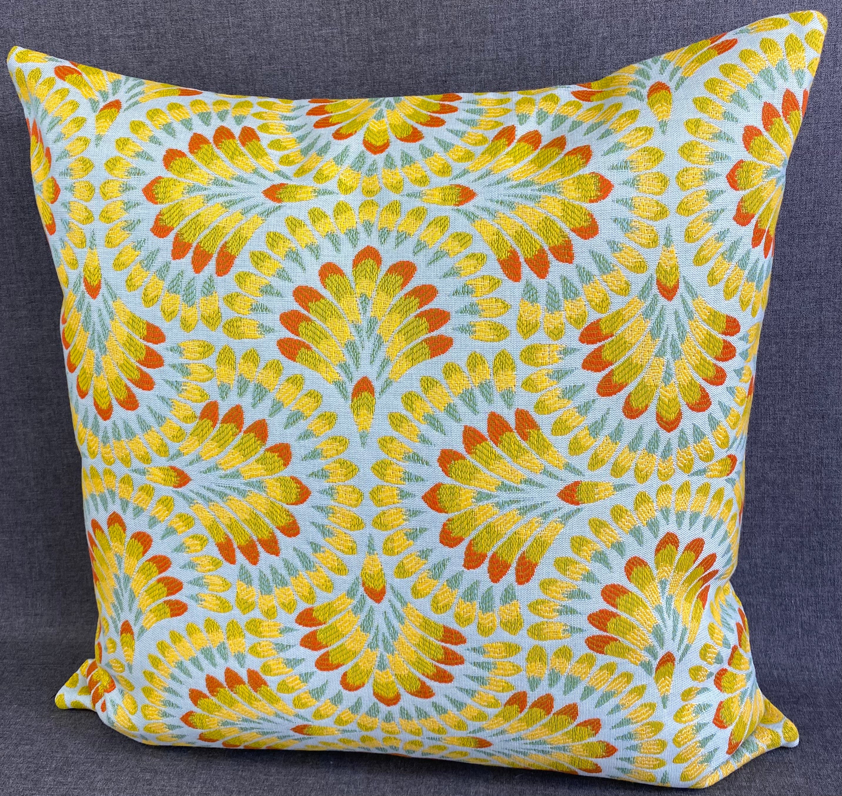 ODSQ Summer Splash Outdoor 22" x 22"