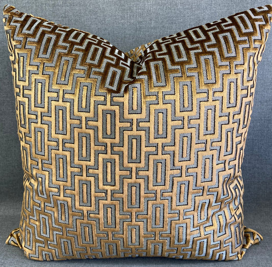 Luxury Pillow - 24” x 24” - Bergman-Midas