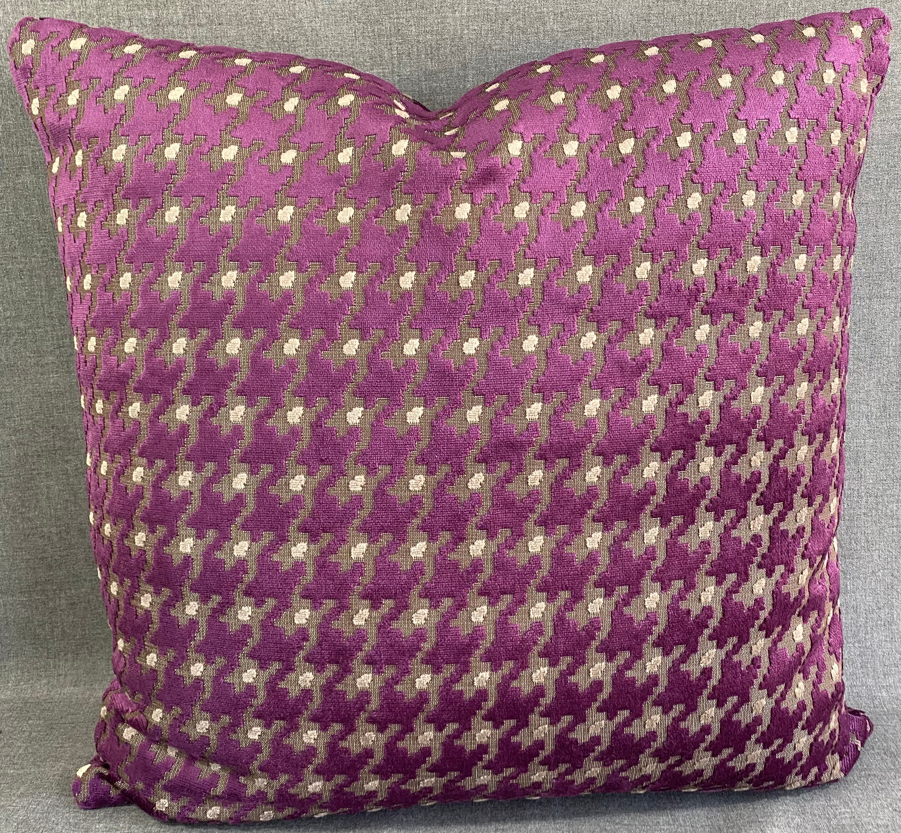 Luxury Pillow - 24" x 24"- Houndstooth Royal