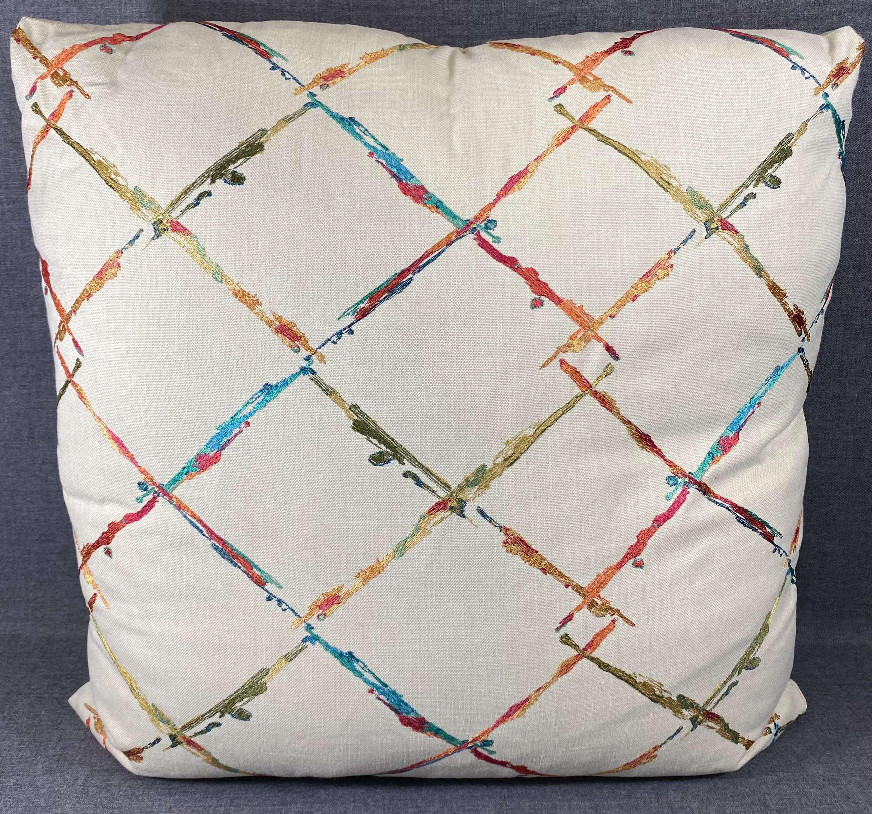 Luxury Pillow - Infinity Revolution - 24" x 24"