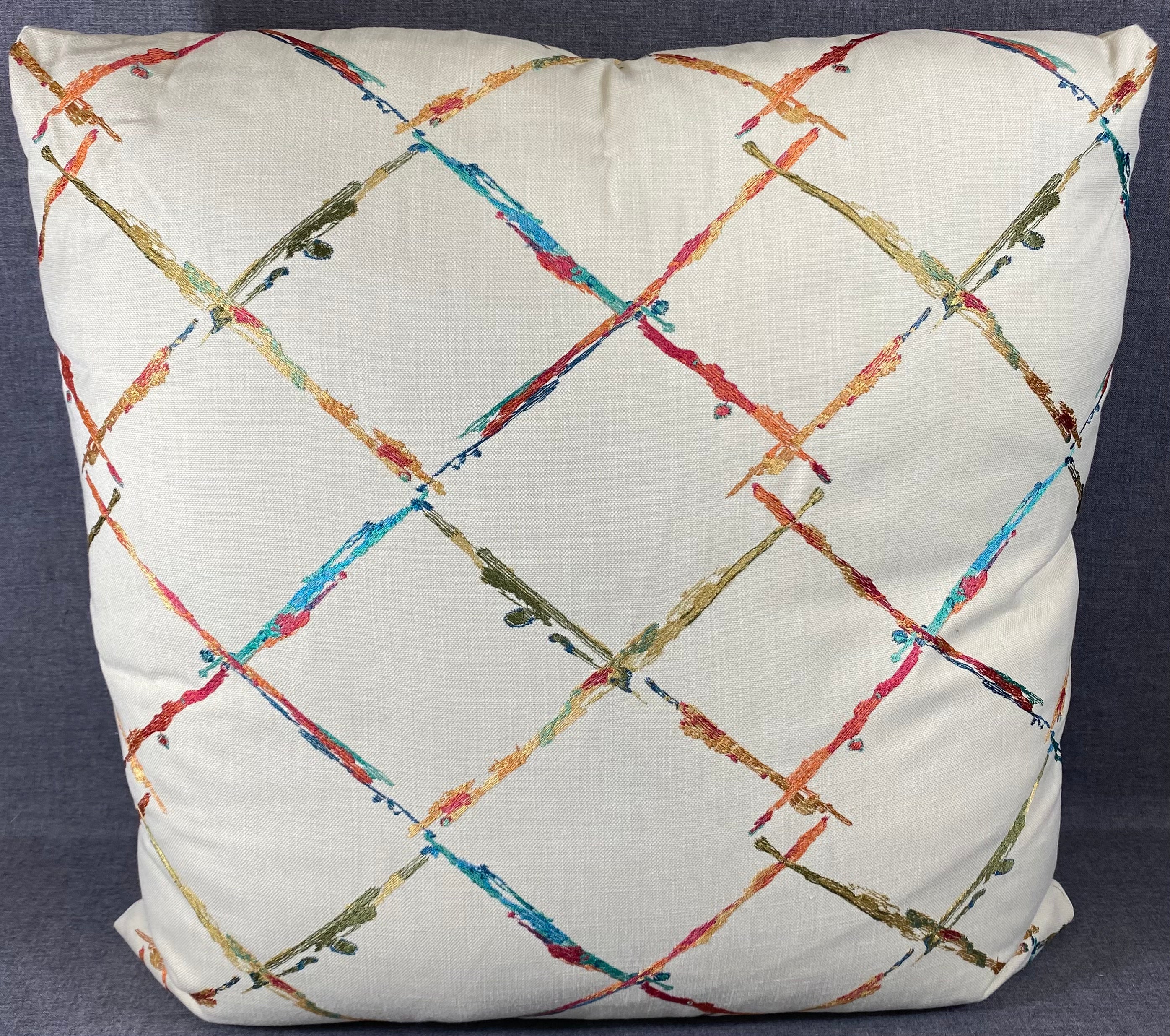 Luxury Pillow - Infinity Revolution - 24" x 24"