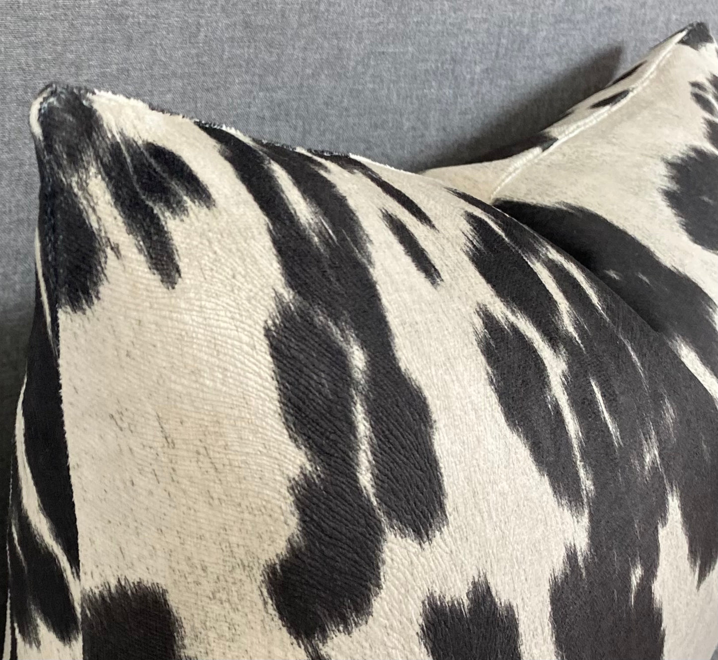 Luxury Lumbar Pillow - 24" x 14" - Yellowstone Ranch Black