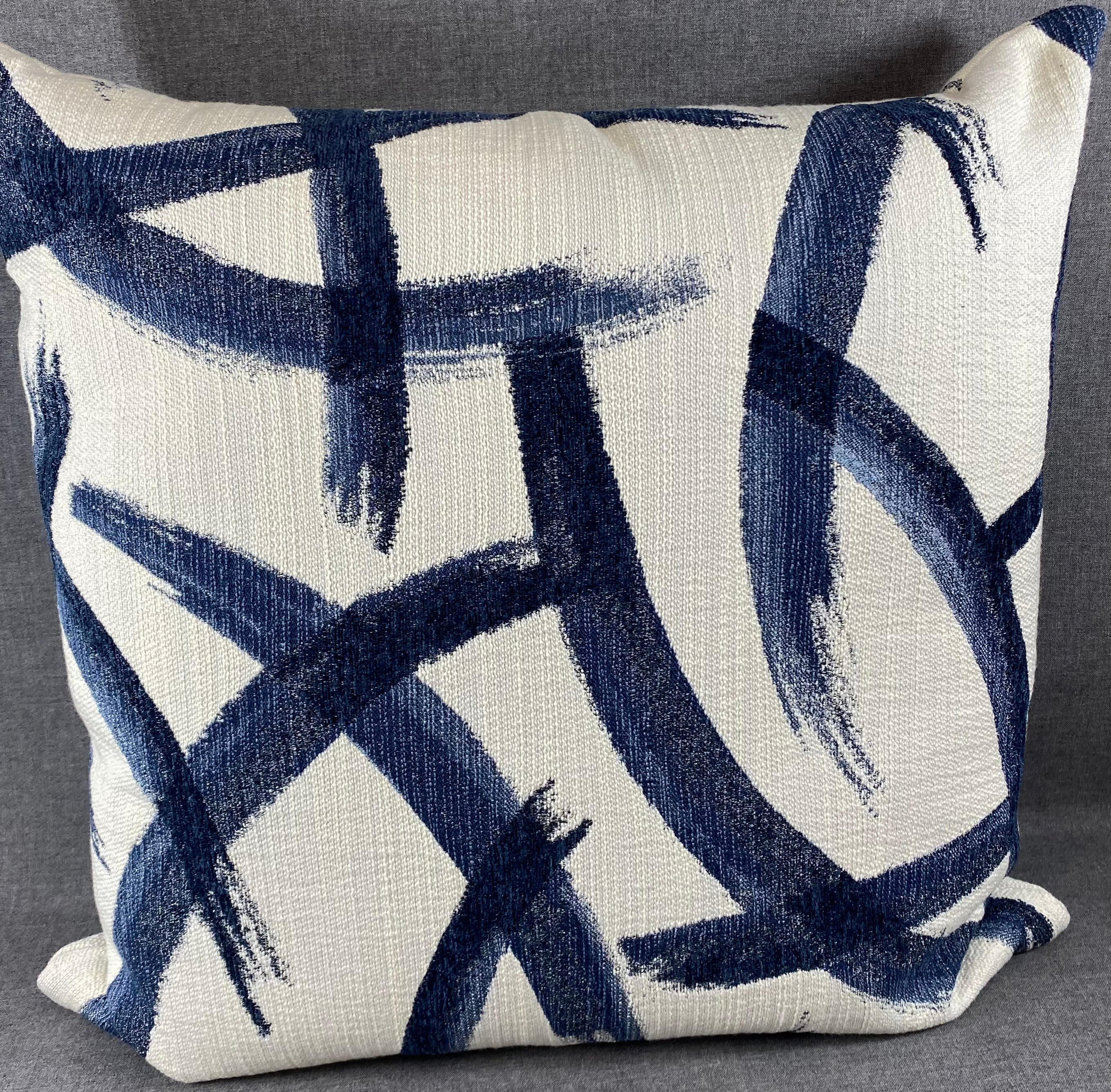 Luxury Pillow - 24" x 24"- Enso Indigo