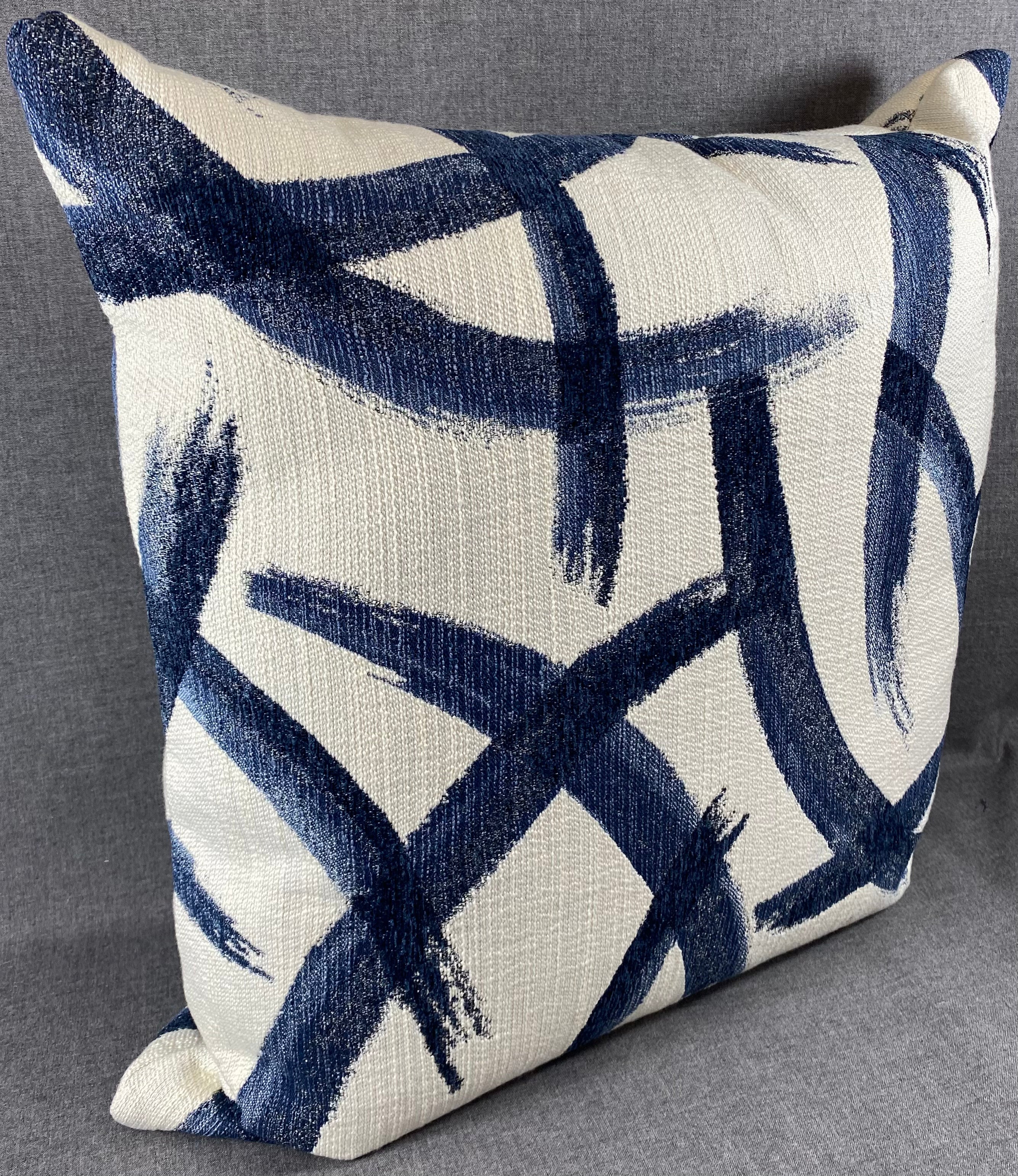 Luxury Pillow - 24" x 24"- Enso Indigo