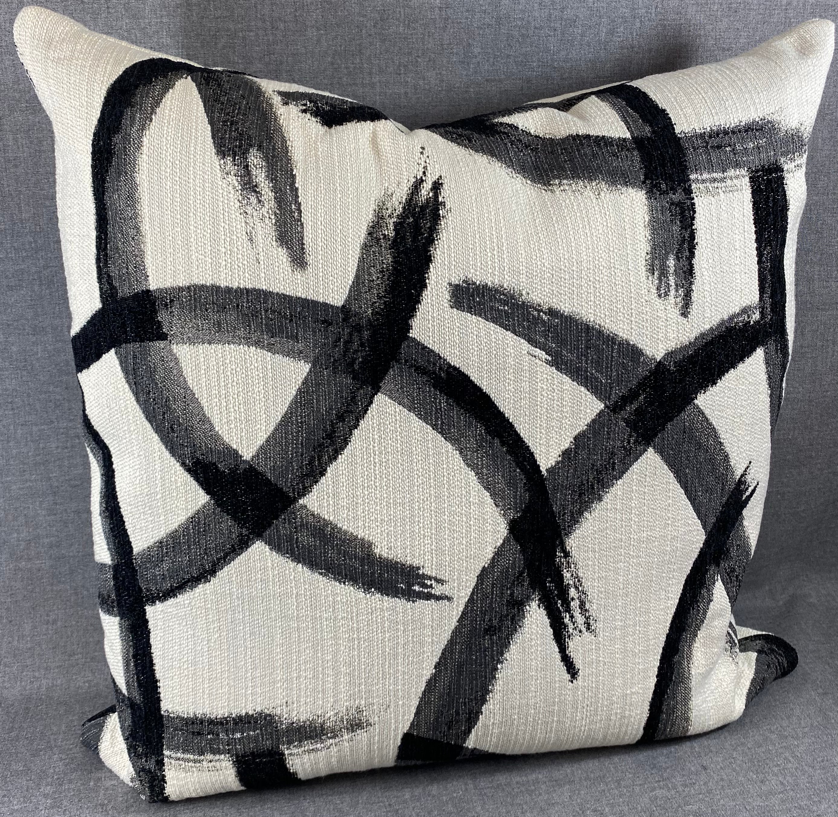 Luxury Pillow – 24" × 24" – Enso Zinc