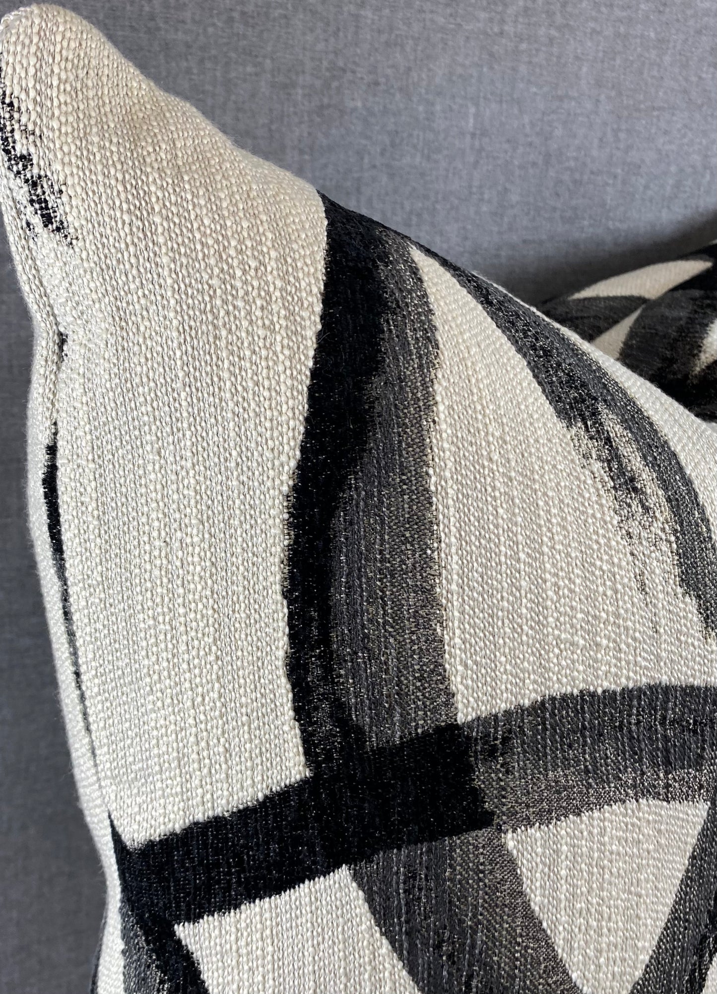 Luxury Pillow -  24" x 24" - Enso Zinc