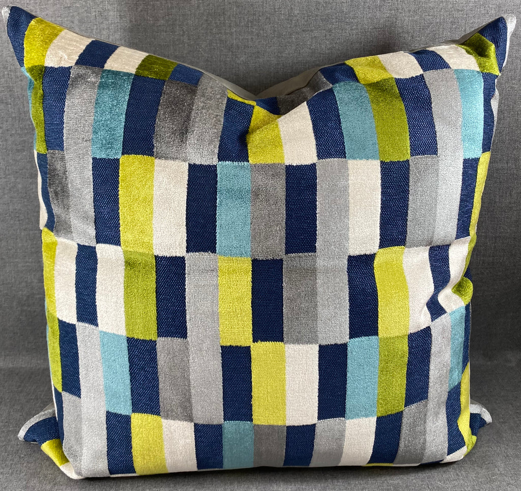 Luxury Pillow - 24" x 24" - Mod Pop - Mosaic