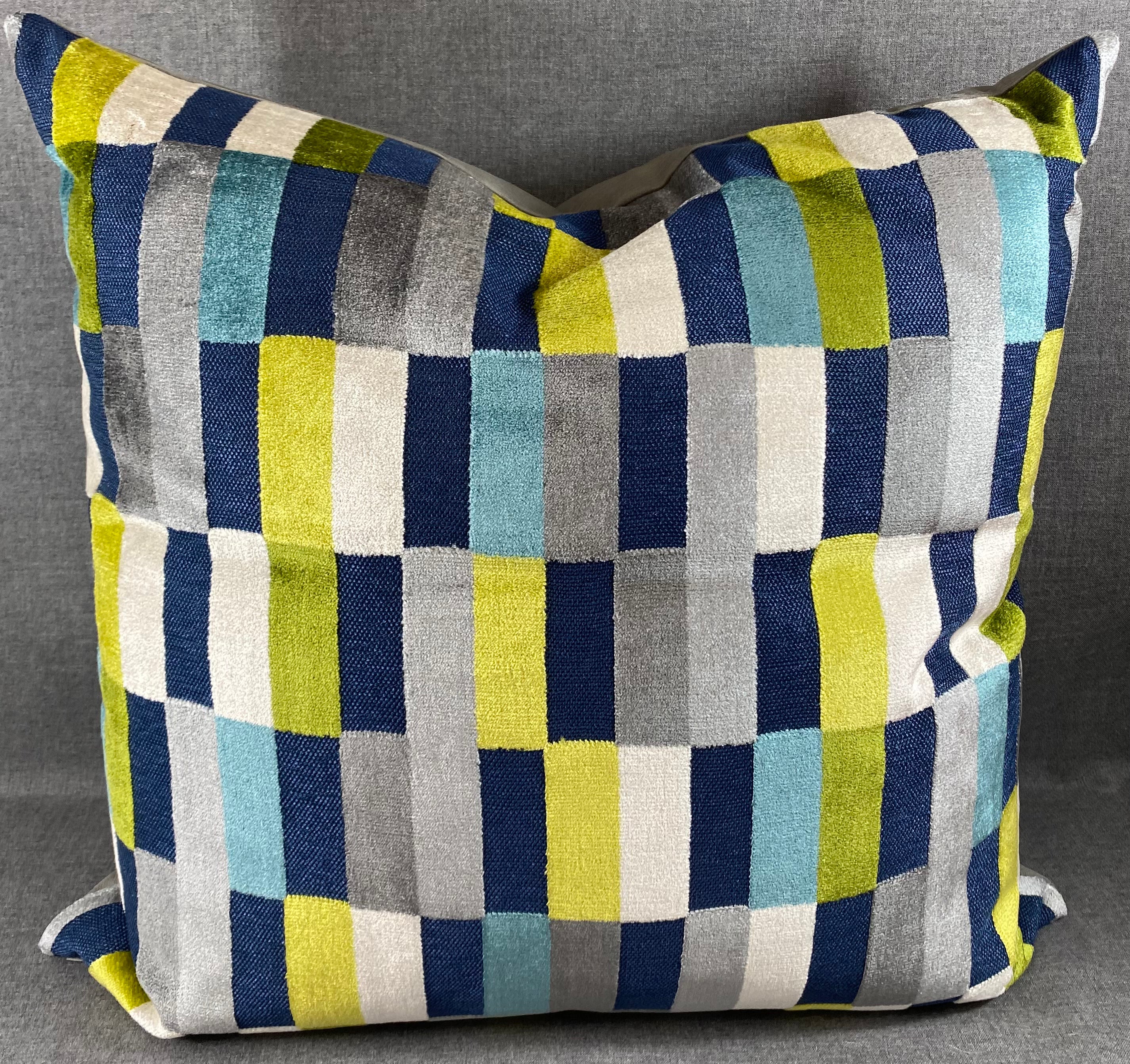 Luxury Pillow - 24" x 24" - Mod Pop - Mosaic