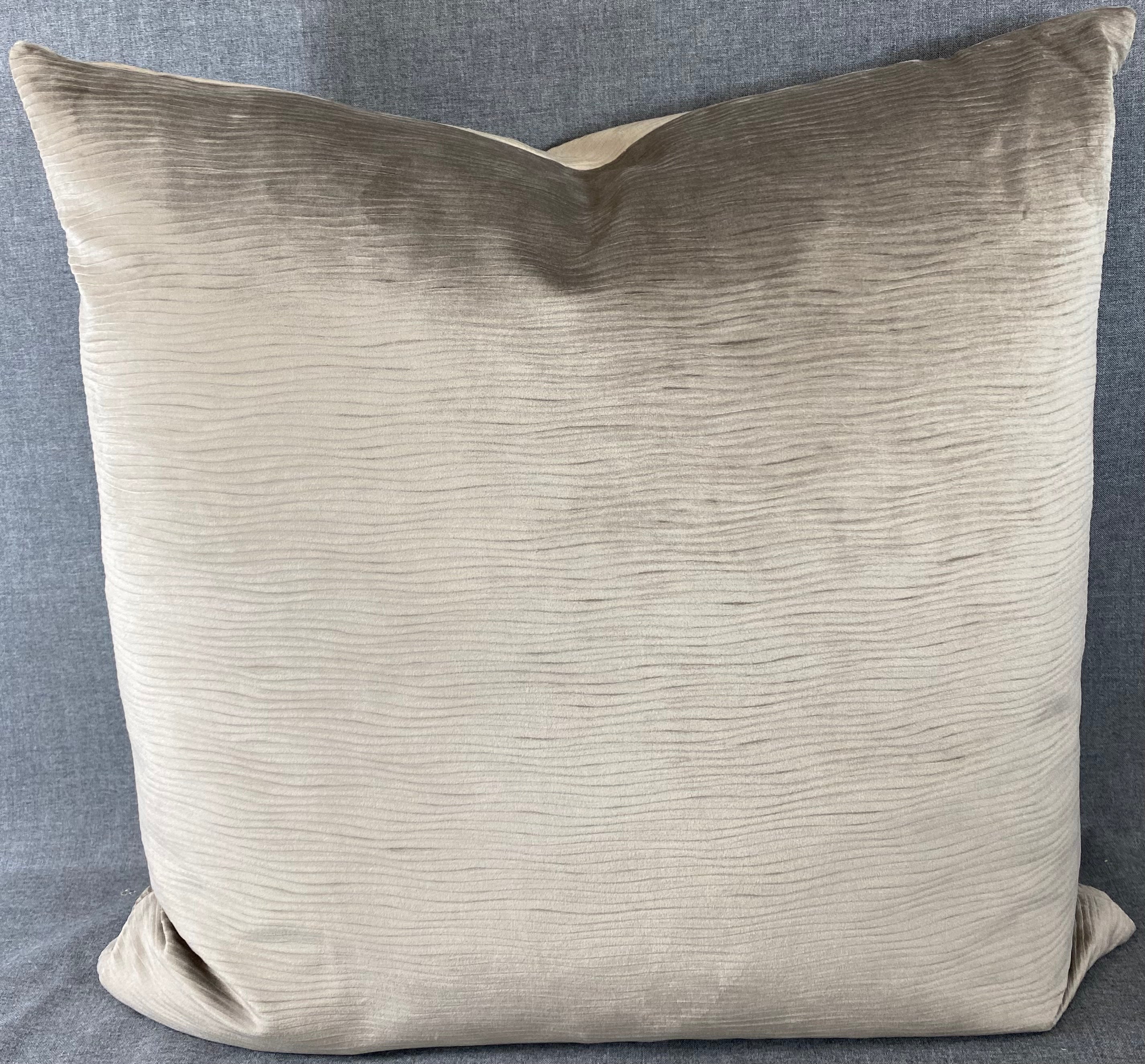 Luxury Pillow - 24” x 24” - Stream Mushroom