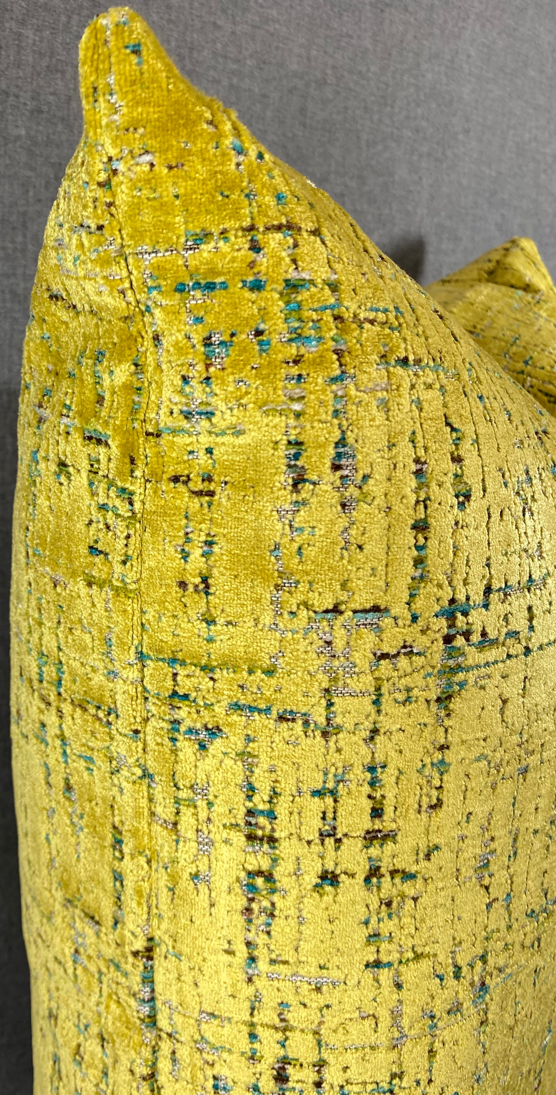 Luxury Pillow – 24" × 24" – Moonstruck Sulfur