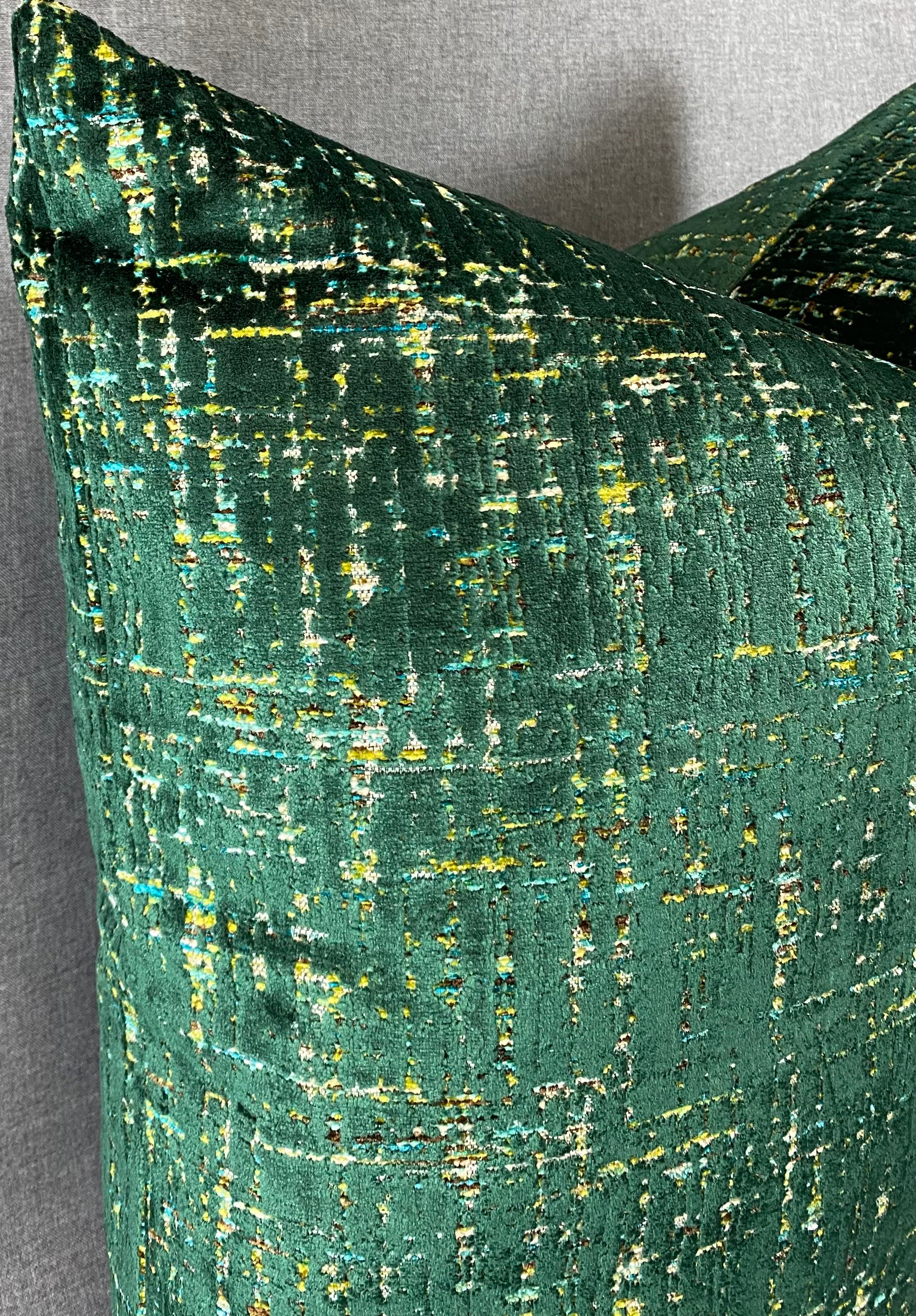 Luxury Pillow - 24" x 24"- Moonstruck Emerald