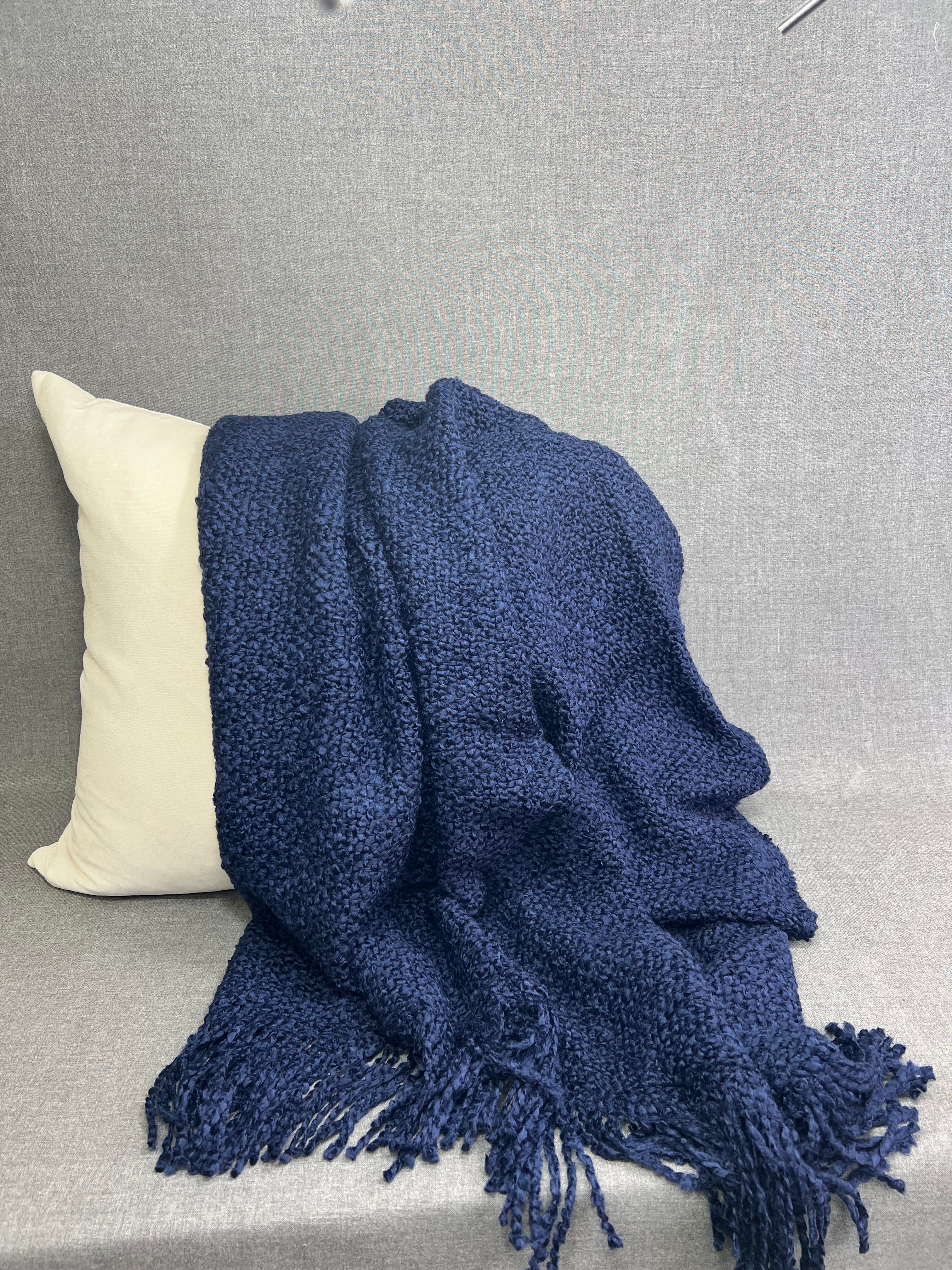 Luxury Knit Throw - 40" x 70" -  Campbell Midnight; Bulky Knit Throw