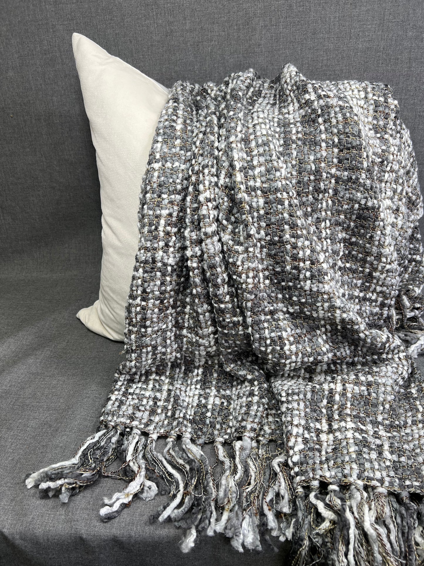 Luxury Knit Throw - 45" x 70" -  Hanover Charcoal; Bulky Knit Throw