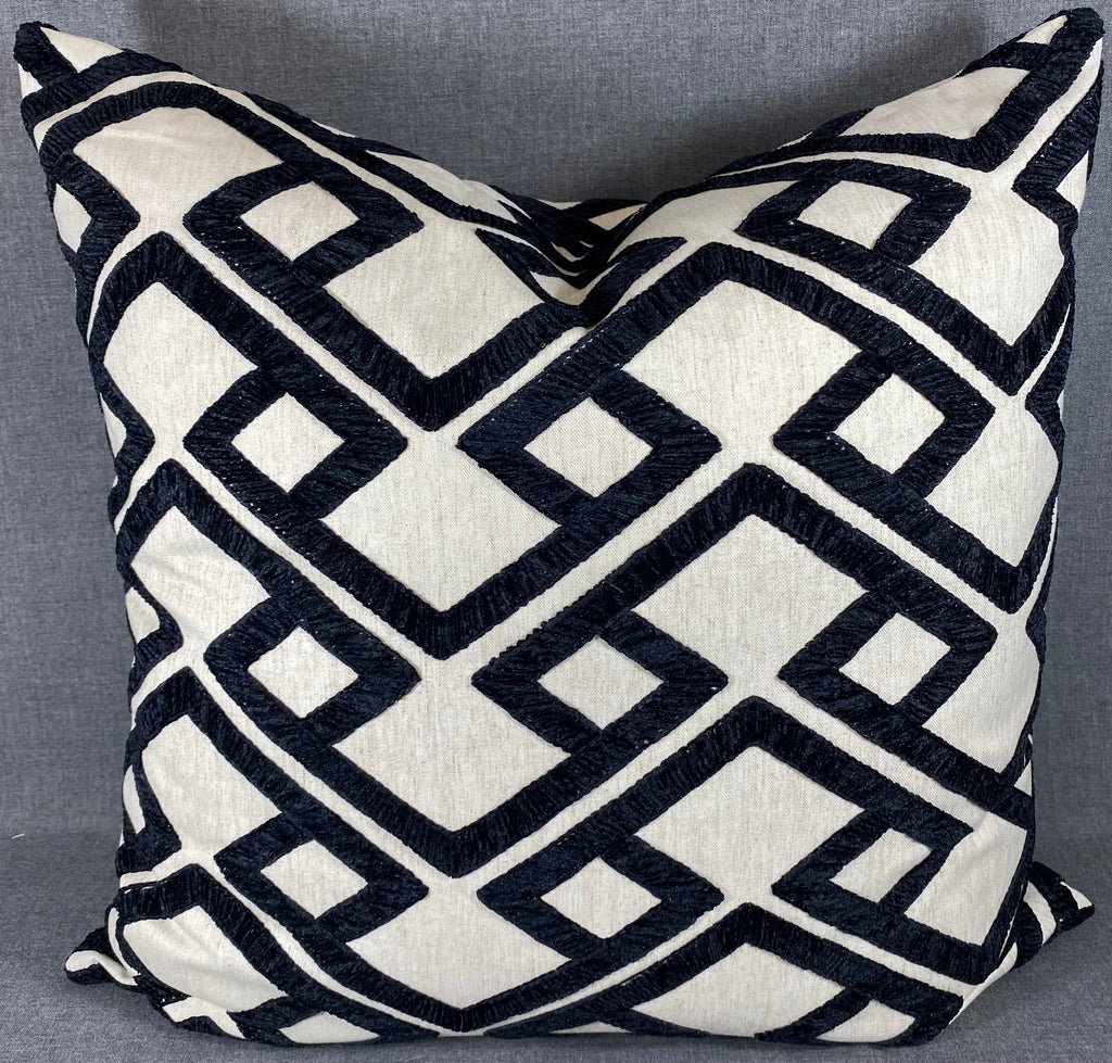 Luxury Pillow - 24" x 24"- Accolade Onyx