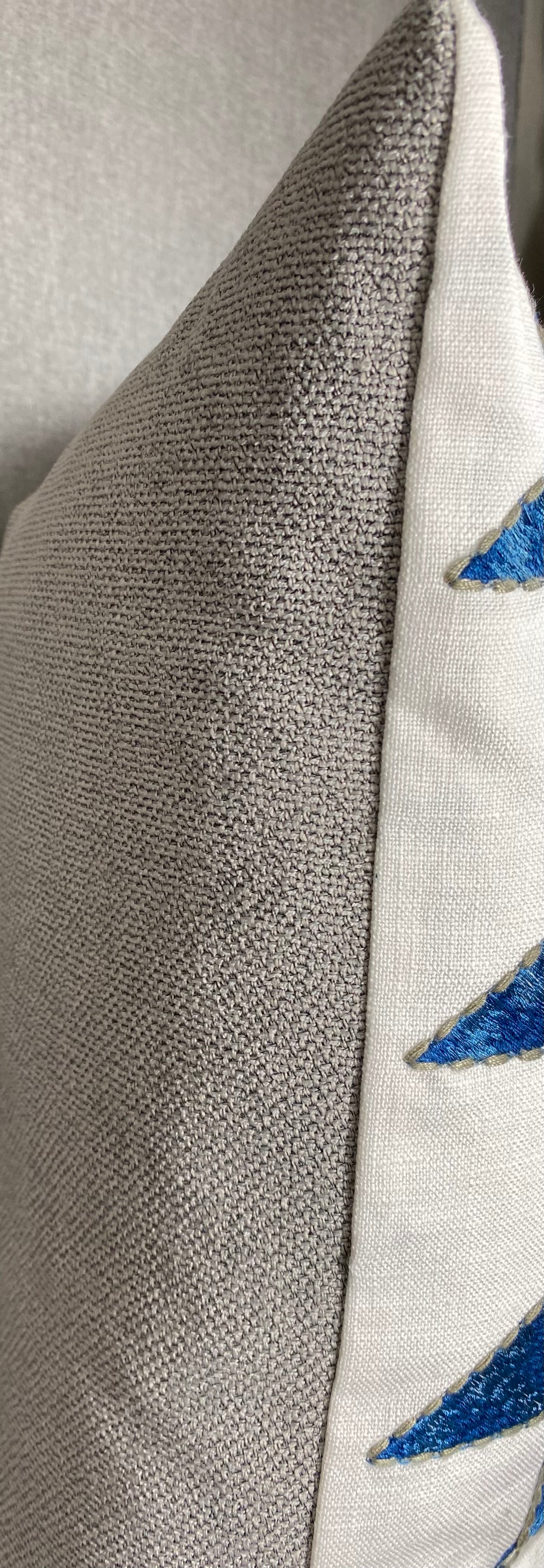 Luxury Pillow - 24" x 24" -  Alignment Lapis