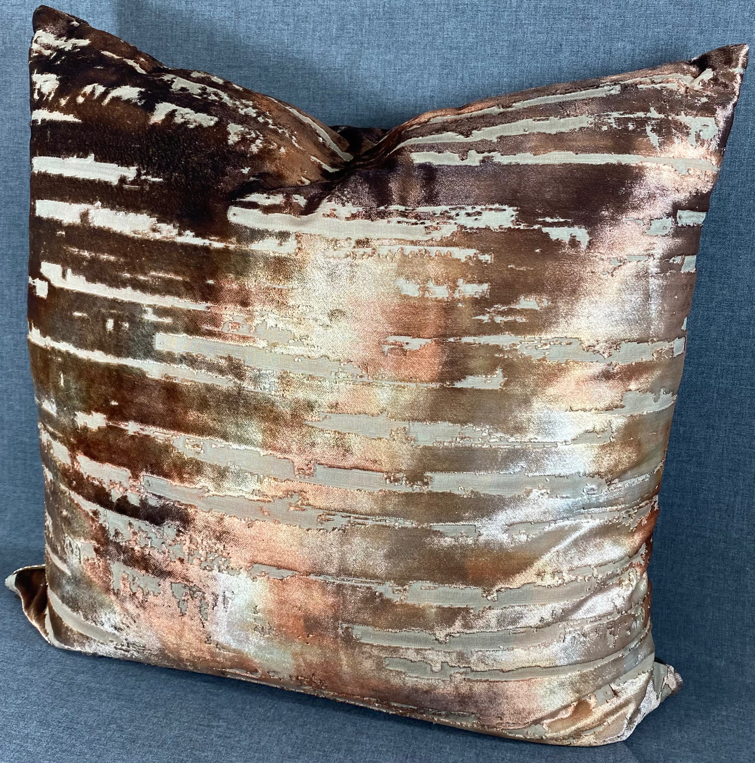 Luxury Pillow -  24" x 24" -  Bonbons Caramel