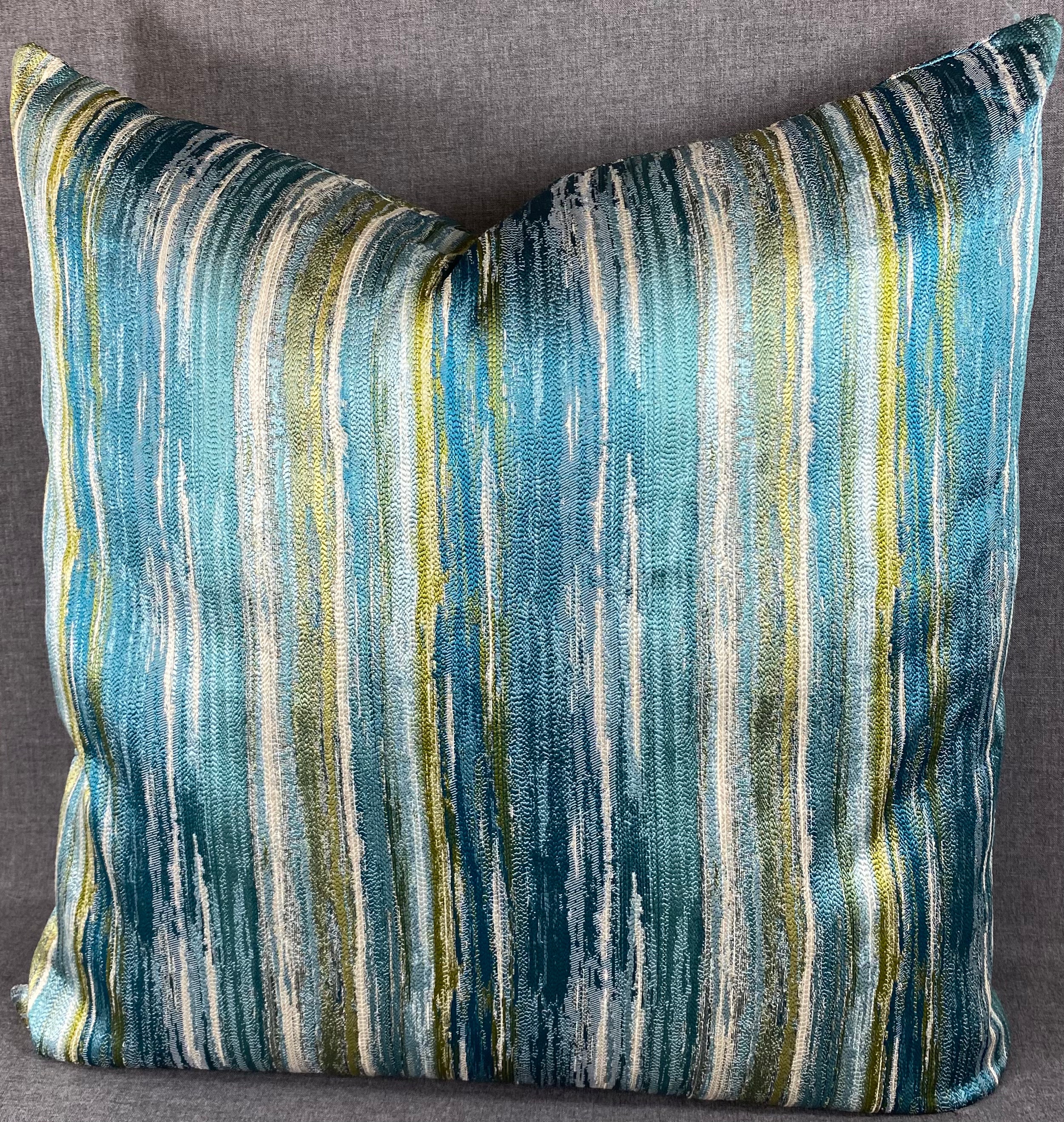 Luxury Pillow - 24" x 24" - Nimby Aqua
