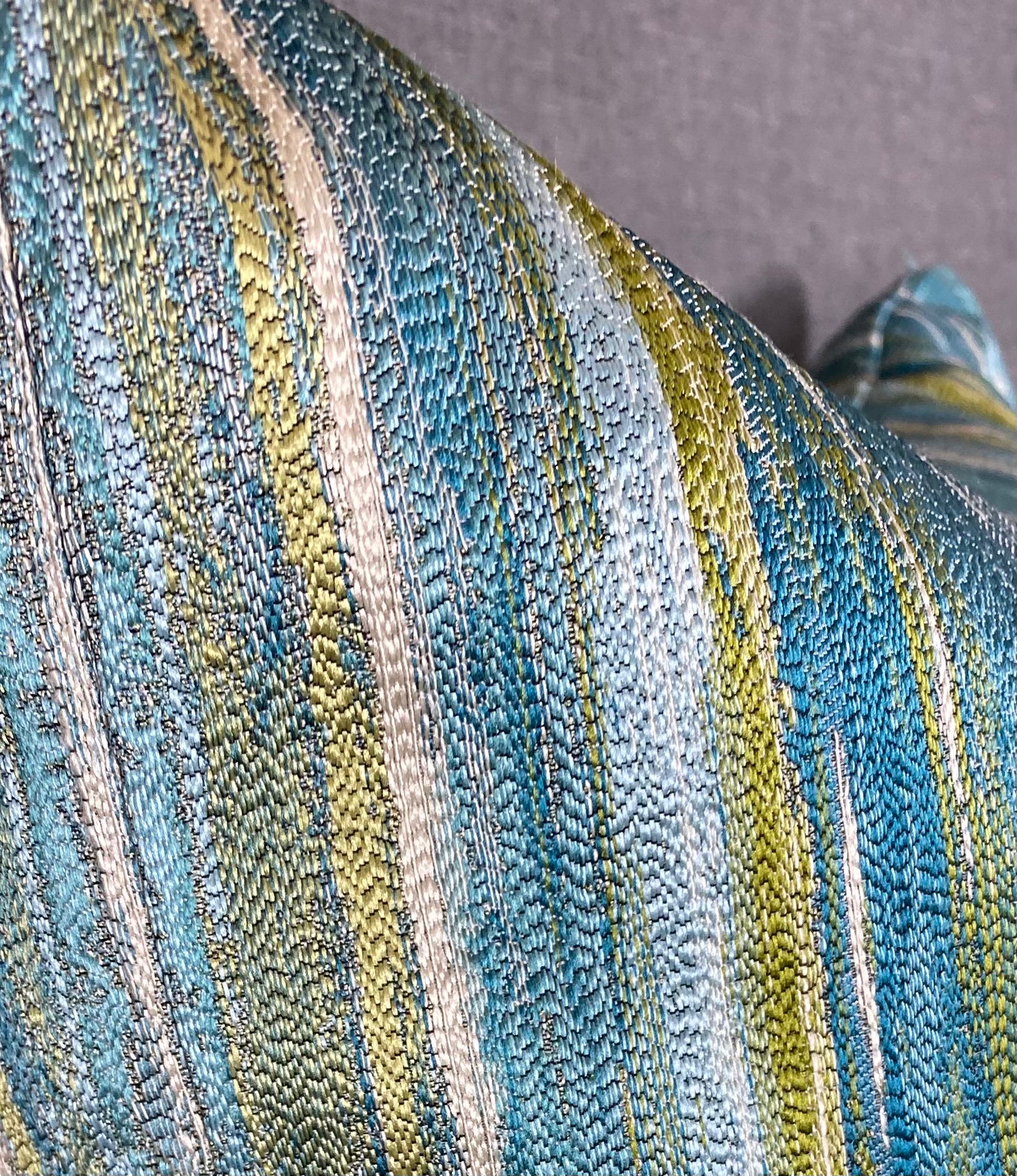 Luxury Pillow - 24" x 24" - Nimby Aqua