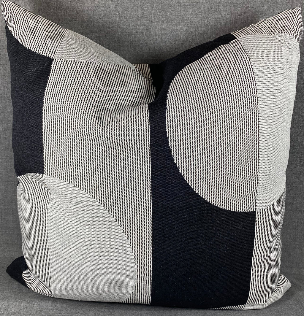 Luxury Pillow - 24" x 24" - Phases Piano