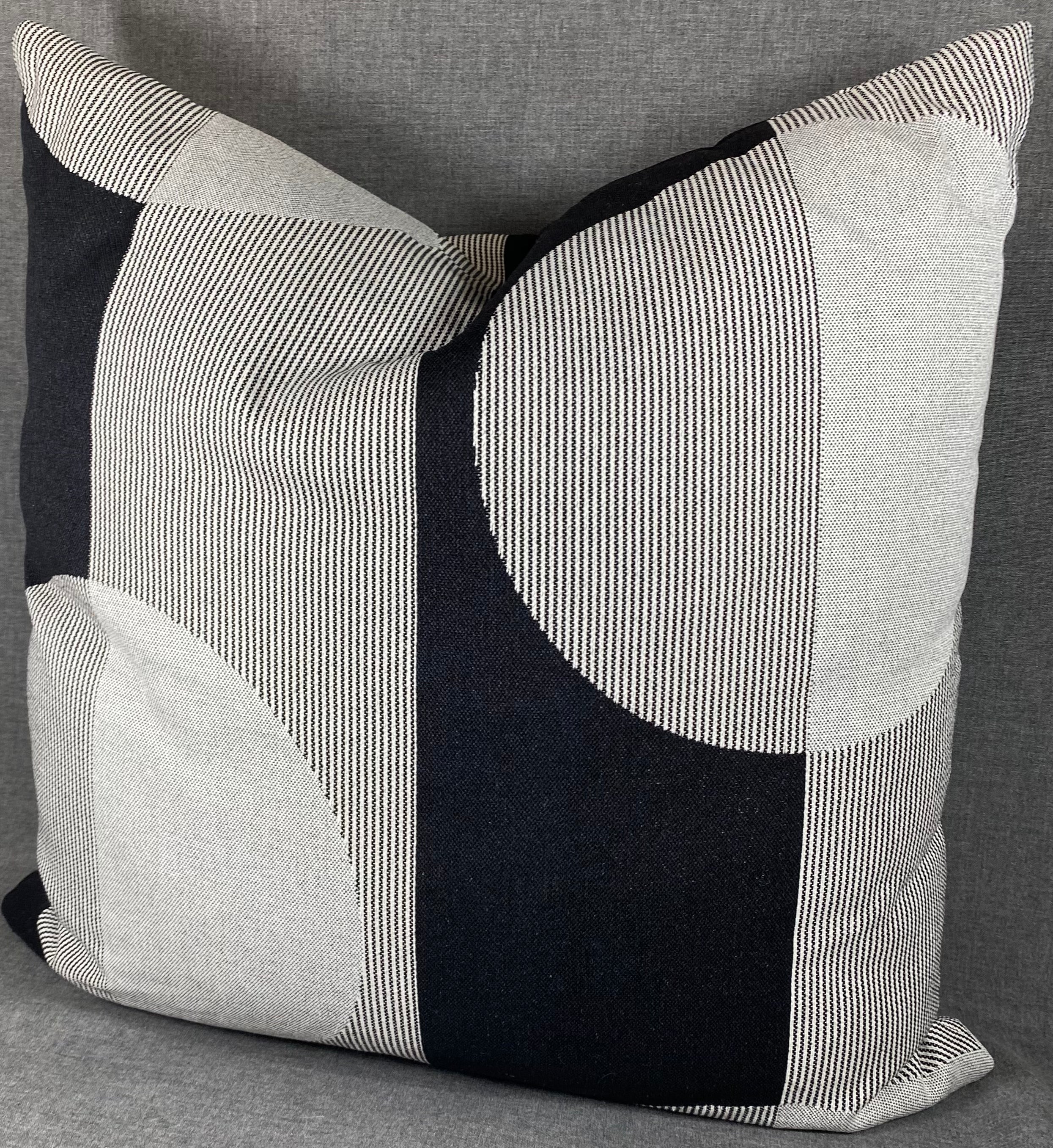 Luxury Pillow - 24" x 24" - Phases Piano