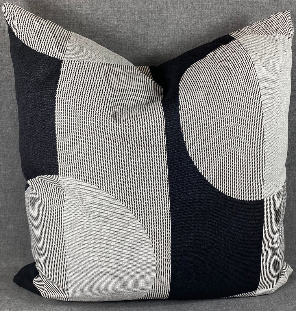 Luxury Pillow - 24" x 24" - Phases Piano