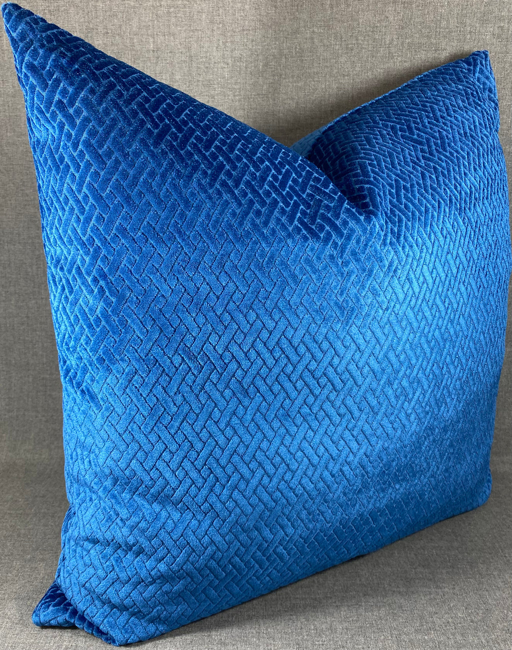 Luxury Pillow - 24” x 24” - Flex Blue