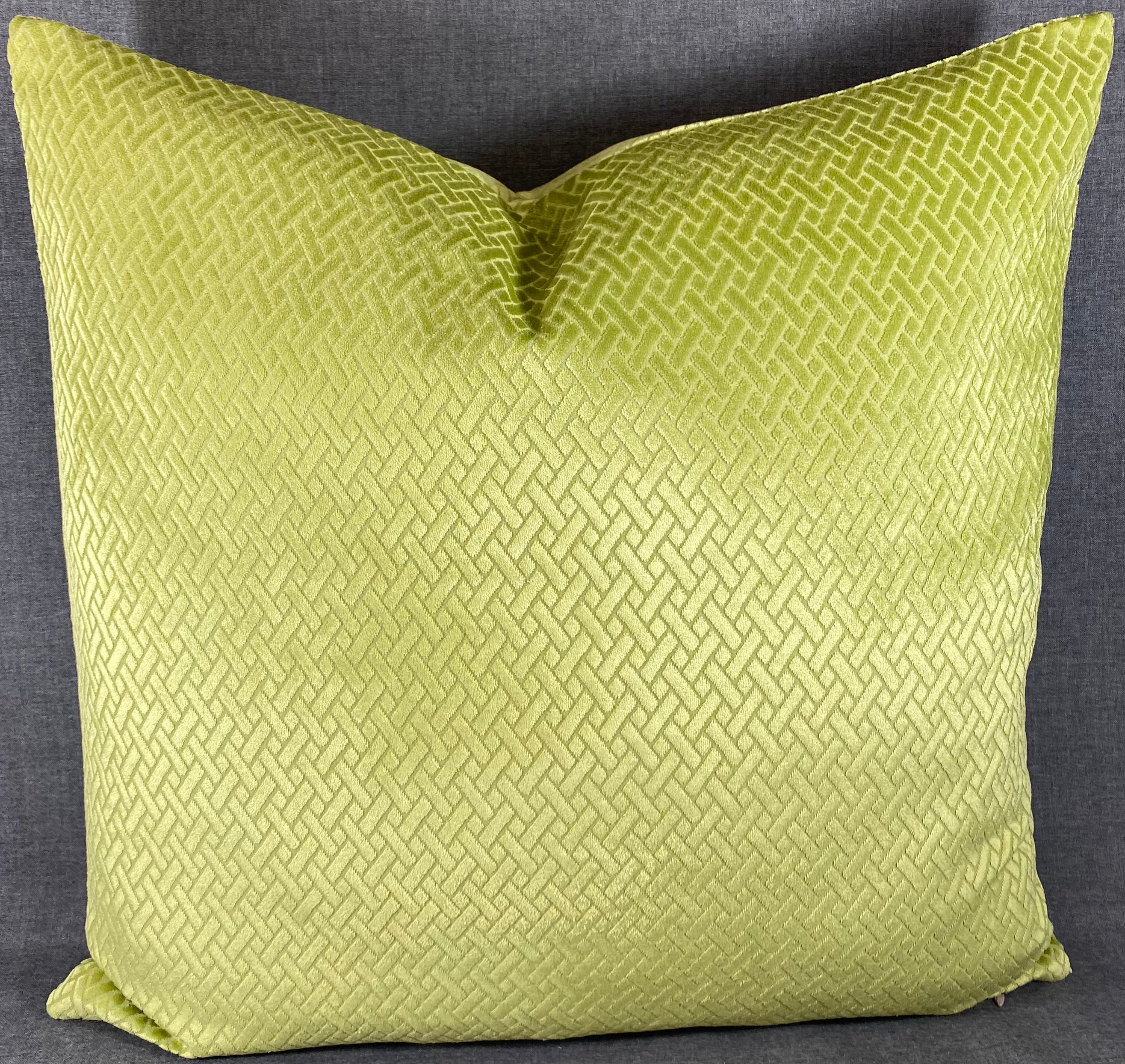 Luxury Pillow - 24" x 24" - Flex Green