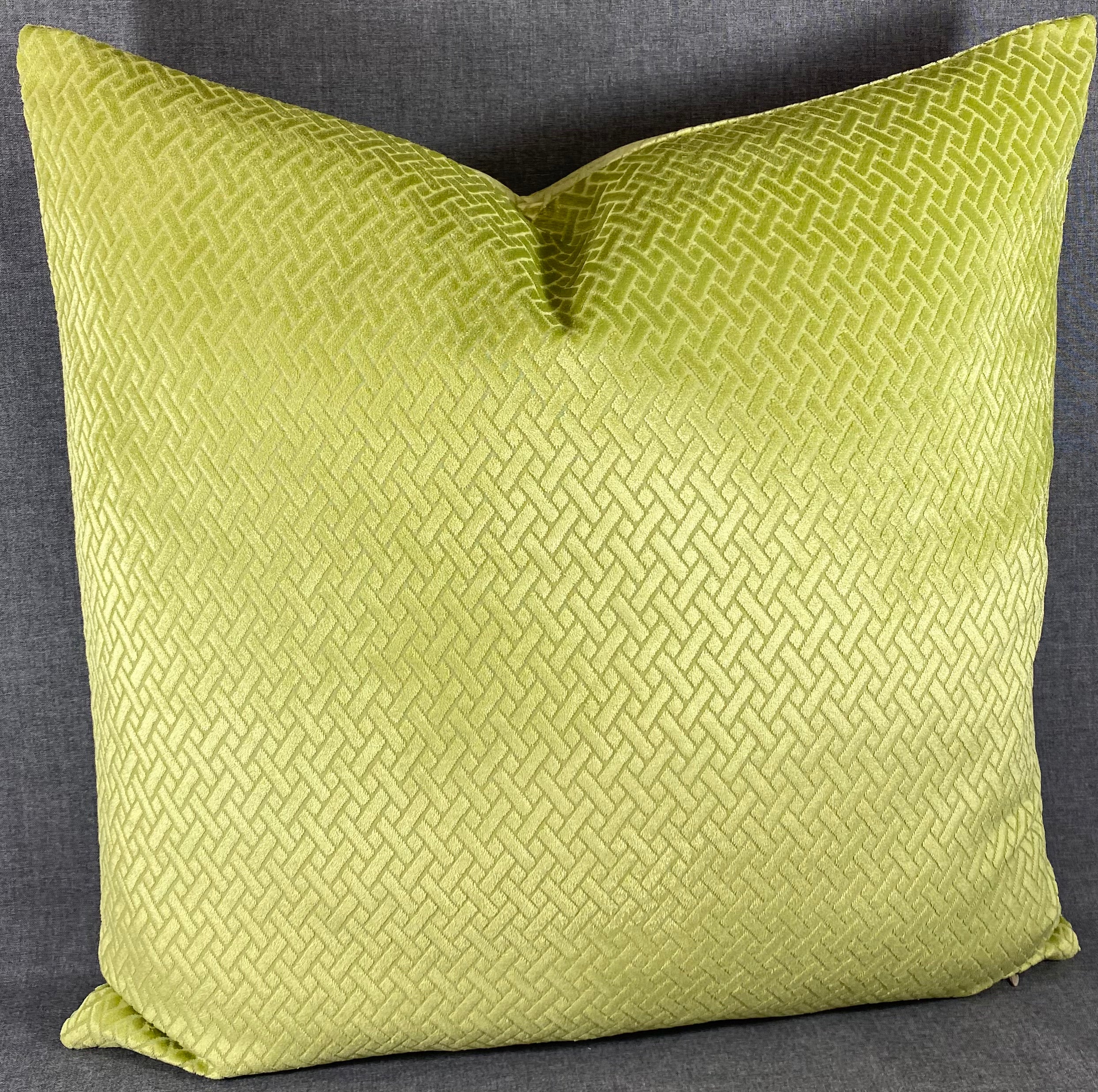 Luxury Pillow - 24" x 24" - Flex Green