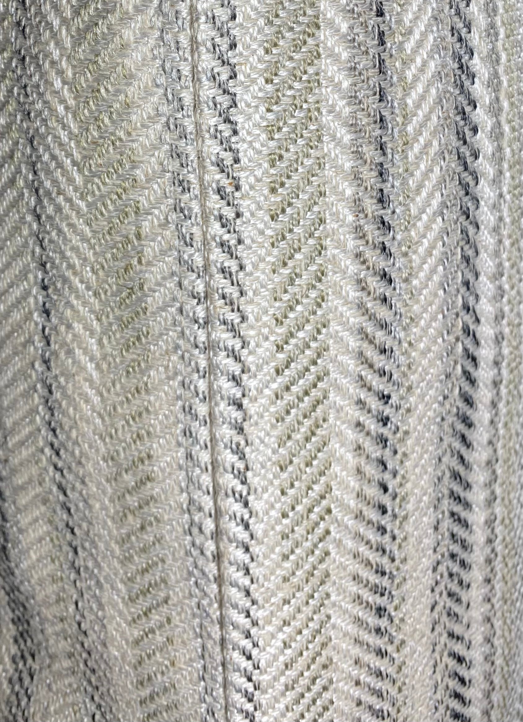 Luxury Pillow - 24" x 24" - Pearl Woven Pewter