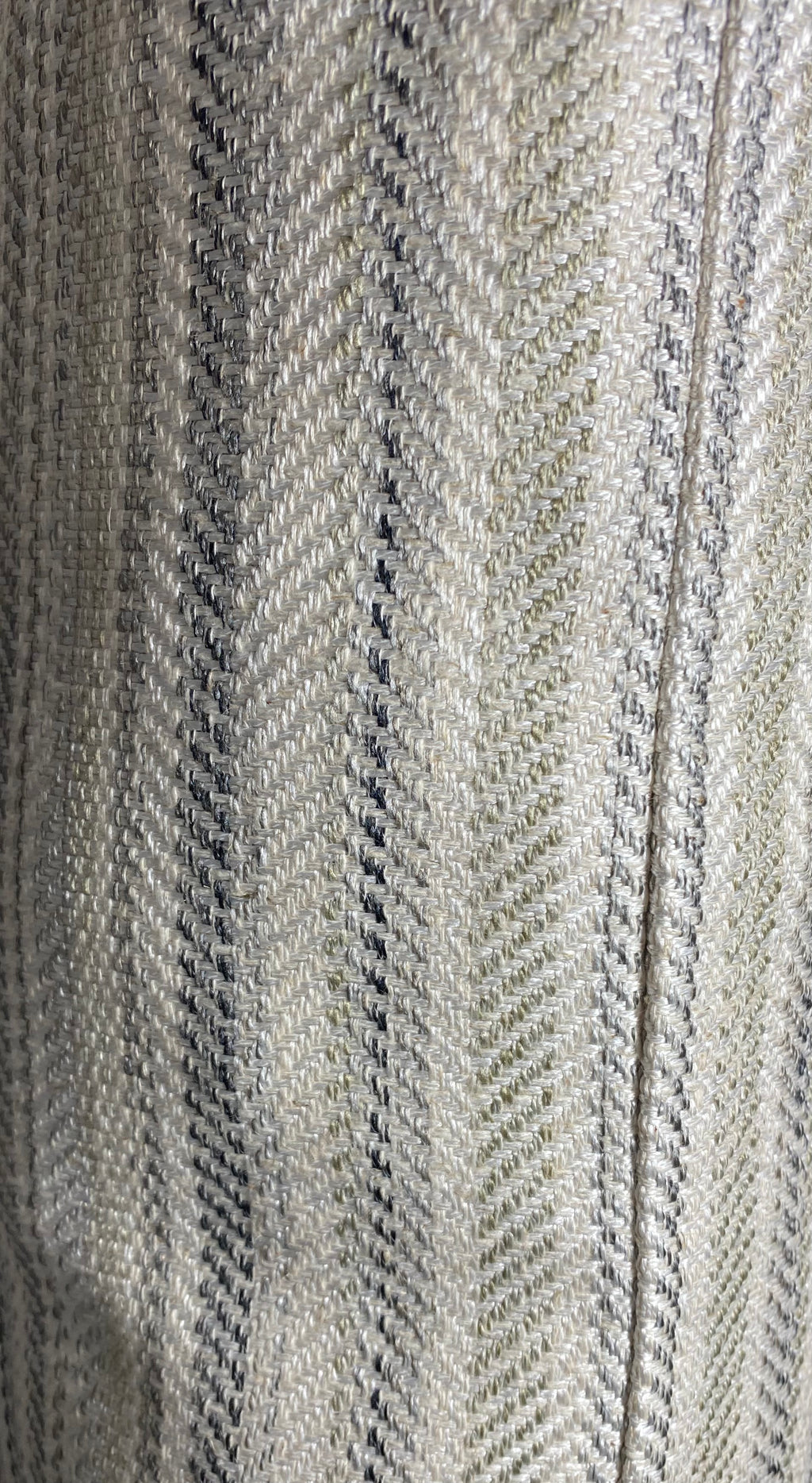 Luxury Pillow - 24" x 24" - Pearl Woven Pewter