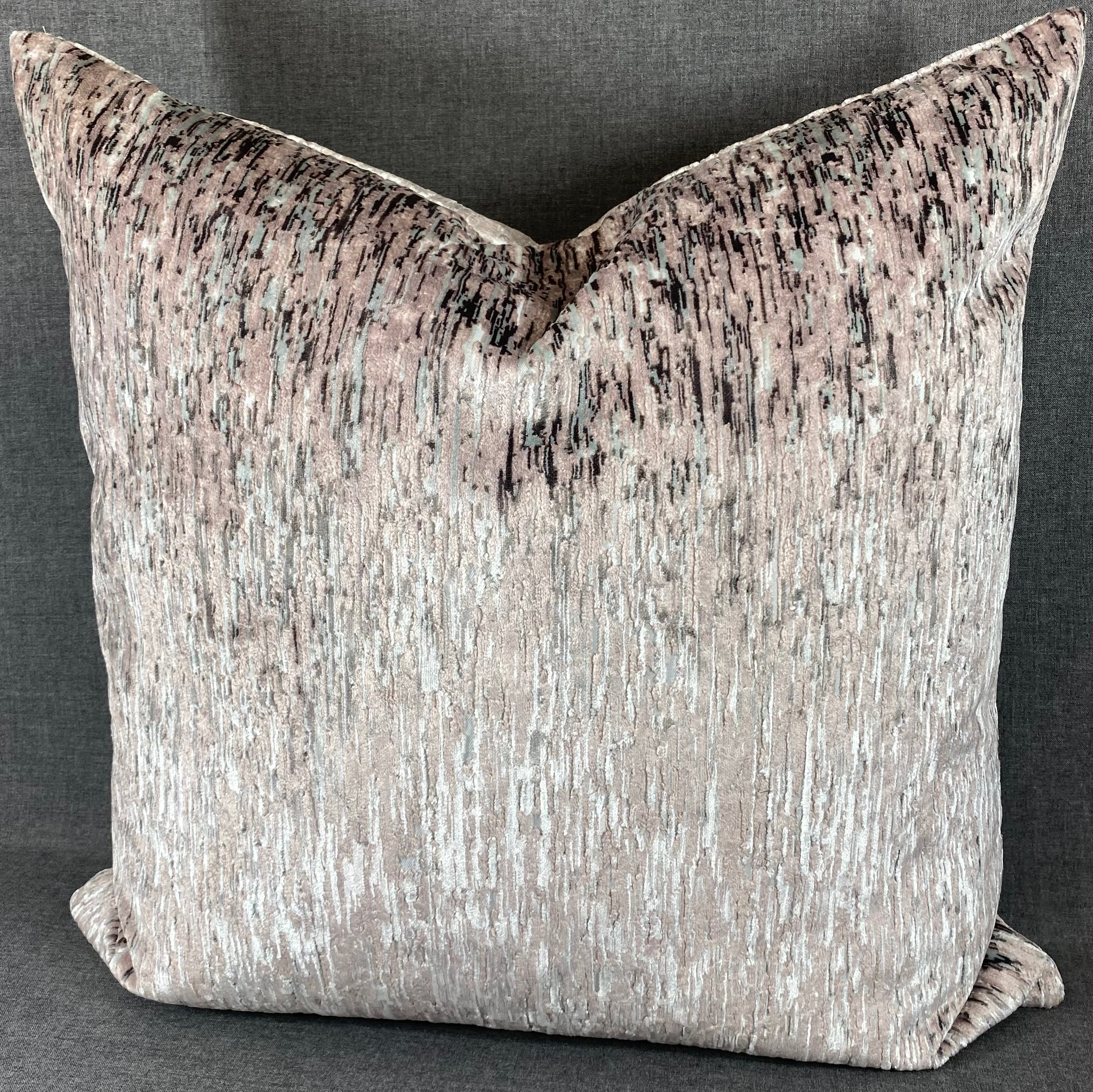 Luxury Pillow - 24" x 24"- Yanbu Blush