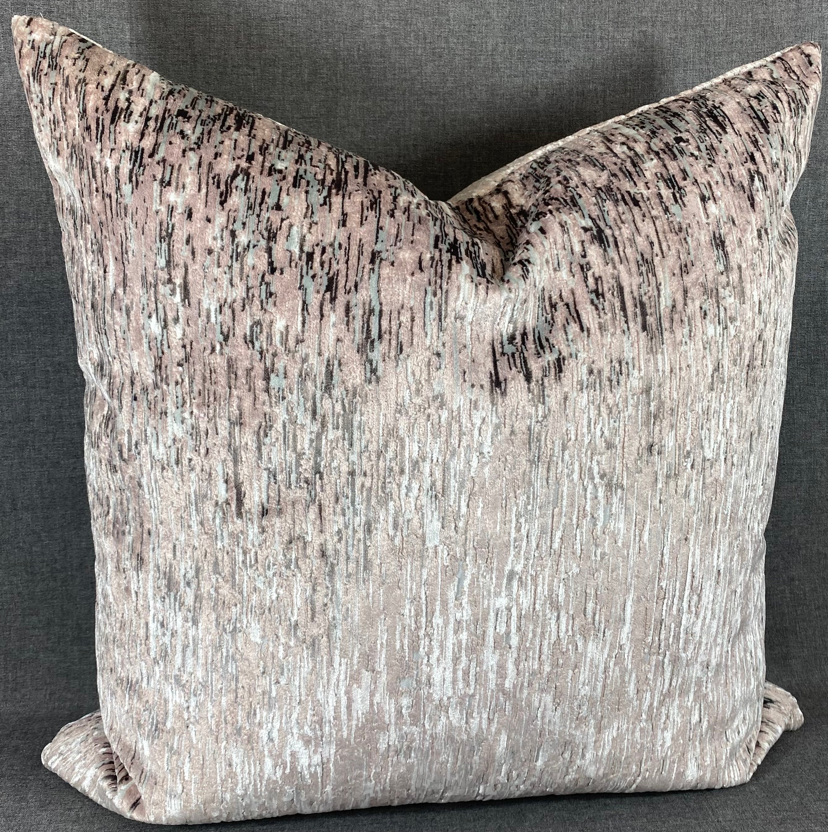 Luxury Pillow - 24" x 24"- Yanbu Blush