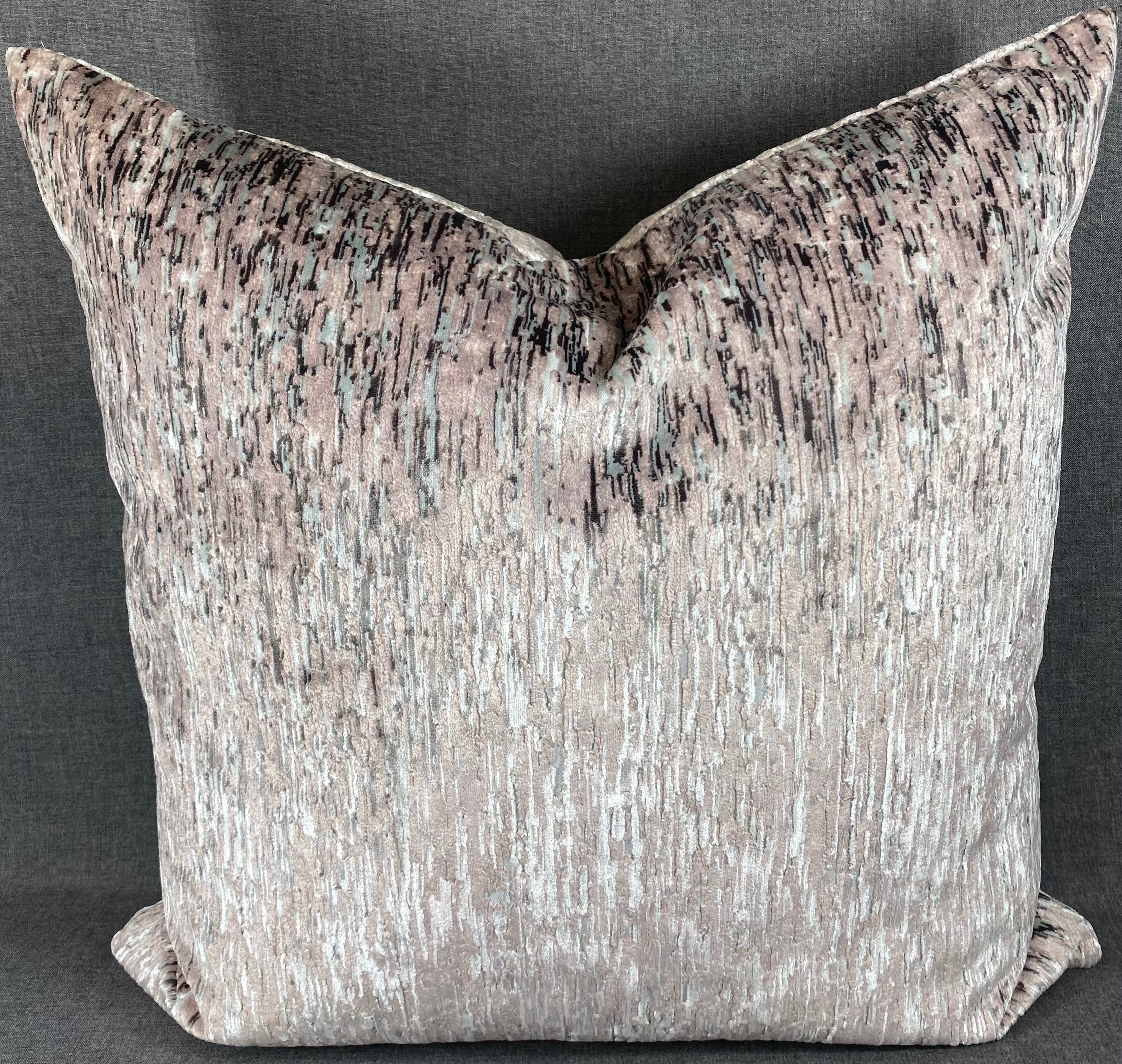 Luxury Pillow - 24" x 24"- Yanbu Blush
