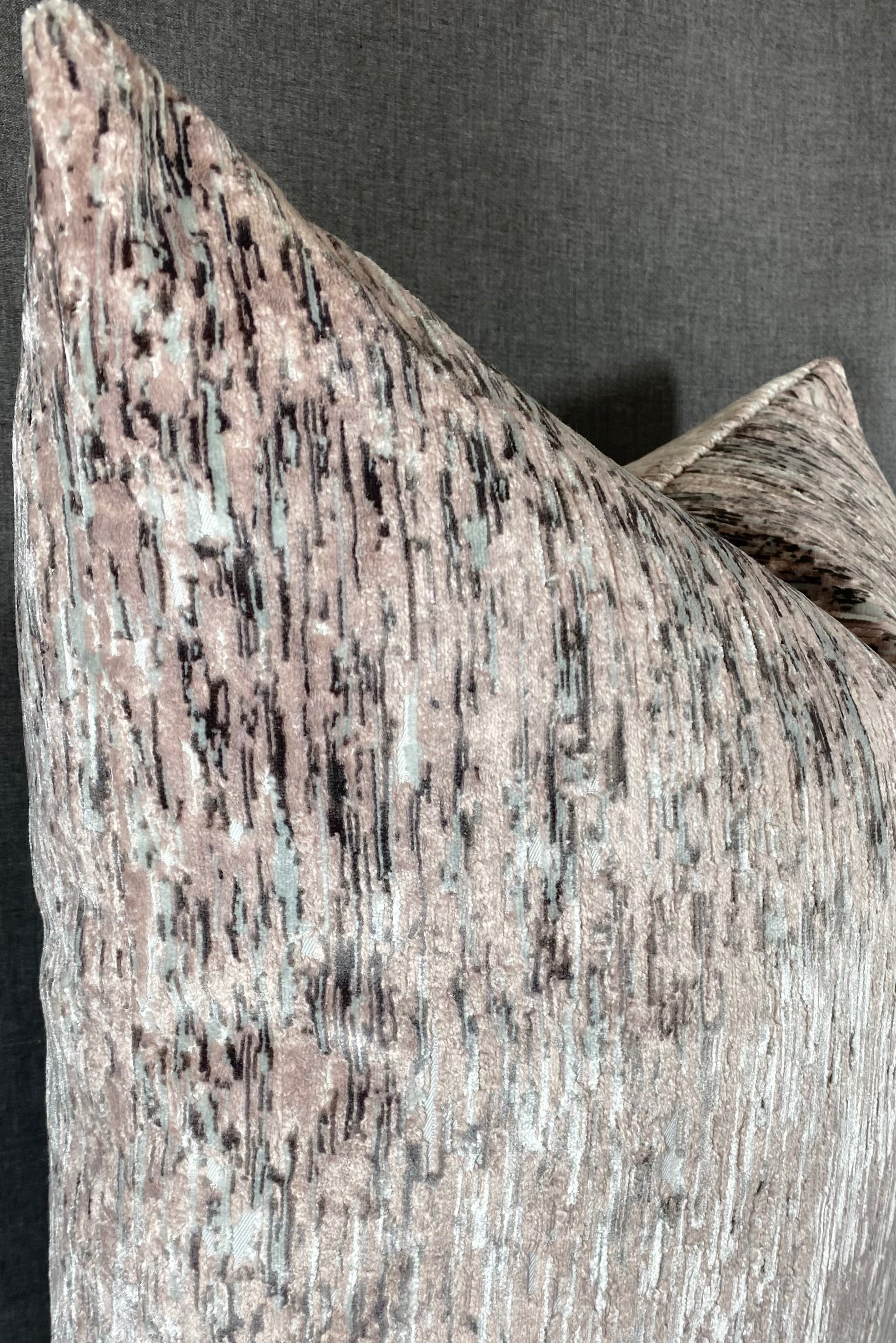 Luxury Pillow - 24" x 24"- Yanbu Blush