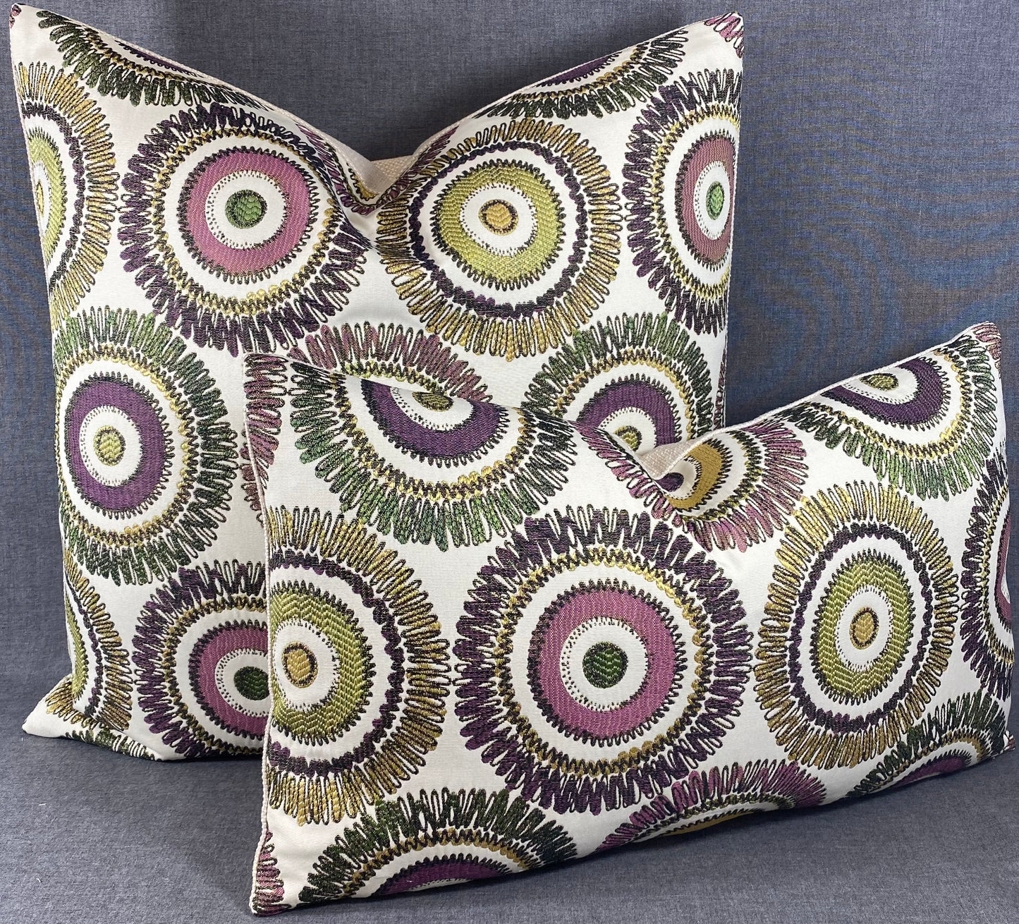Luxury Pillow - 24” x 24” - Squiggs Purple