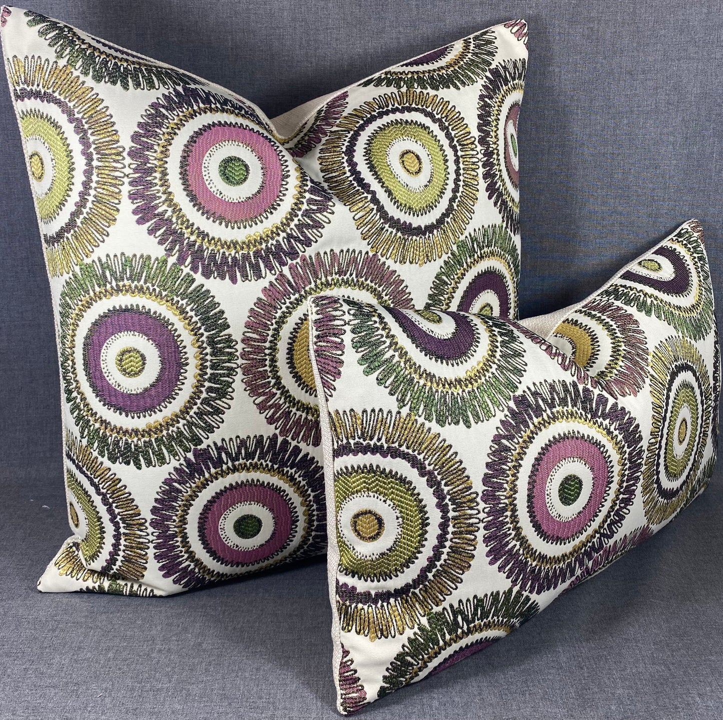 Luxury Pillow - 24” x 24” - Squiggs Purple