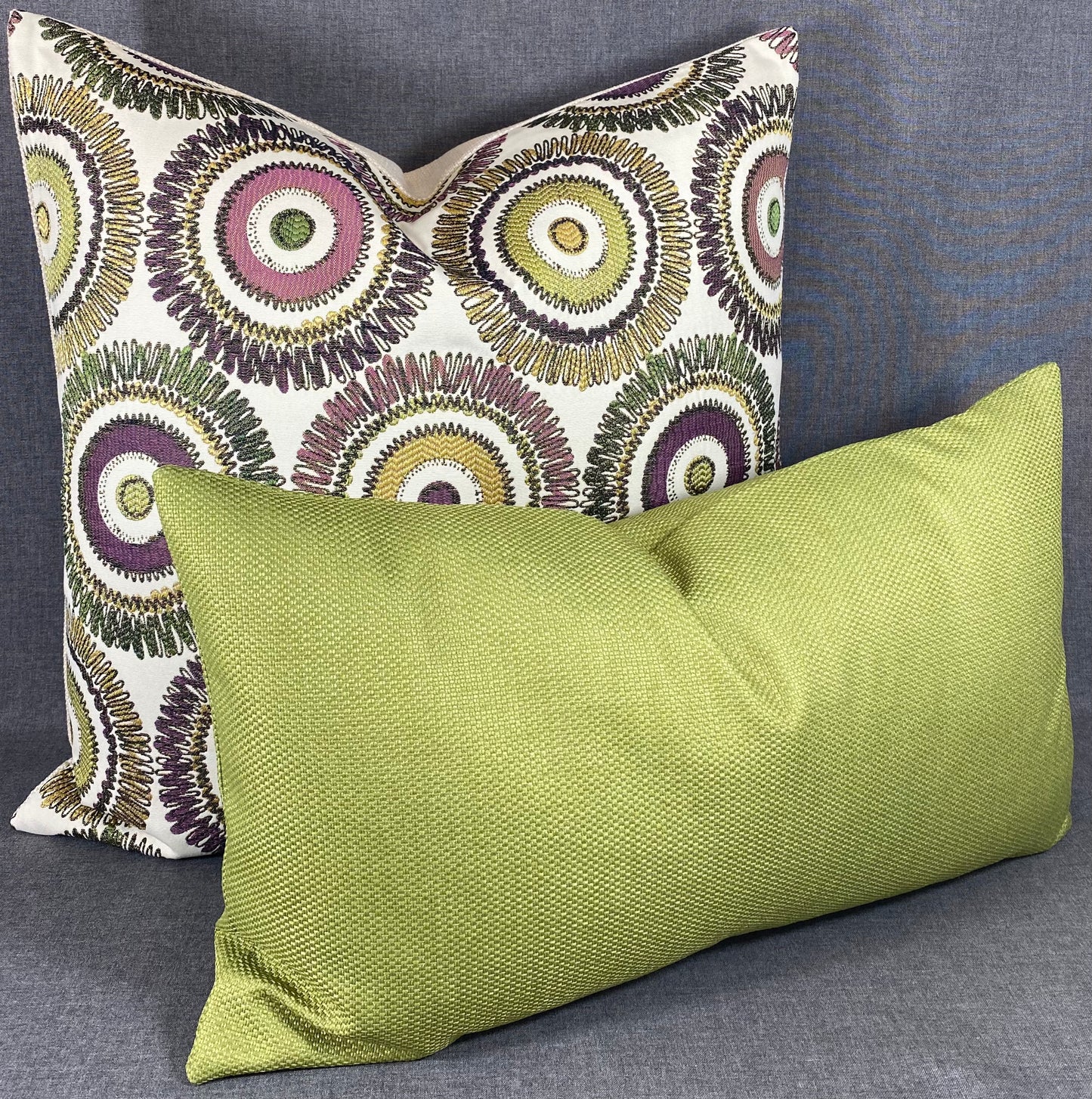 Luxury Pillow - 24” x 24” - Squiggs Purple