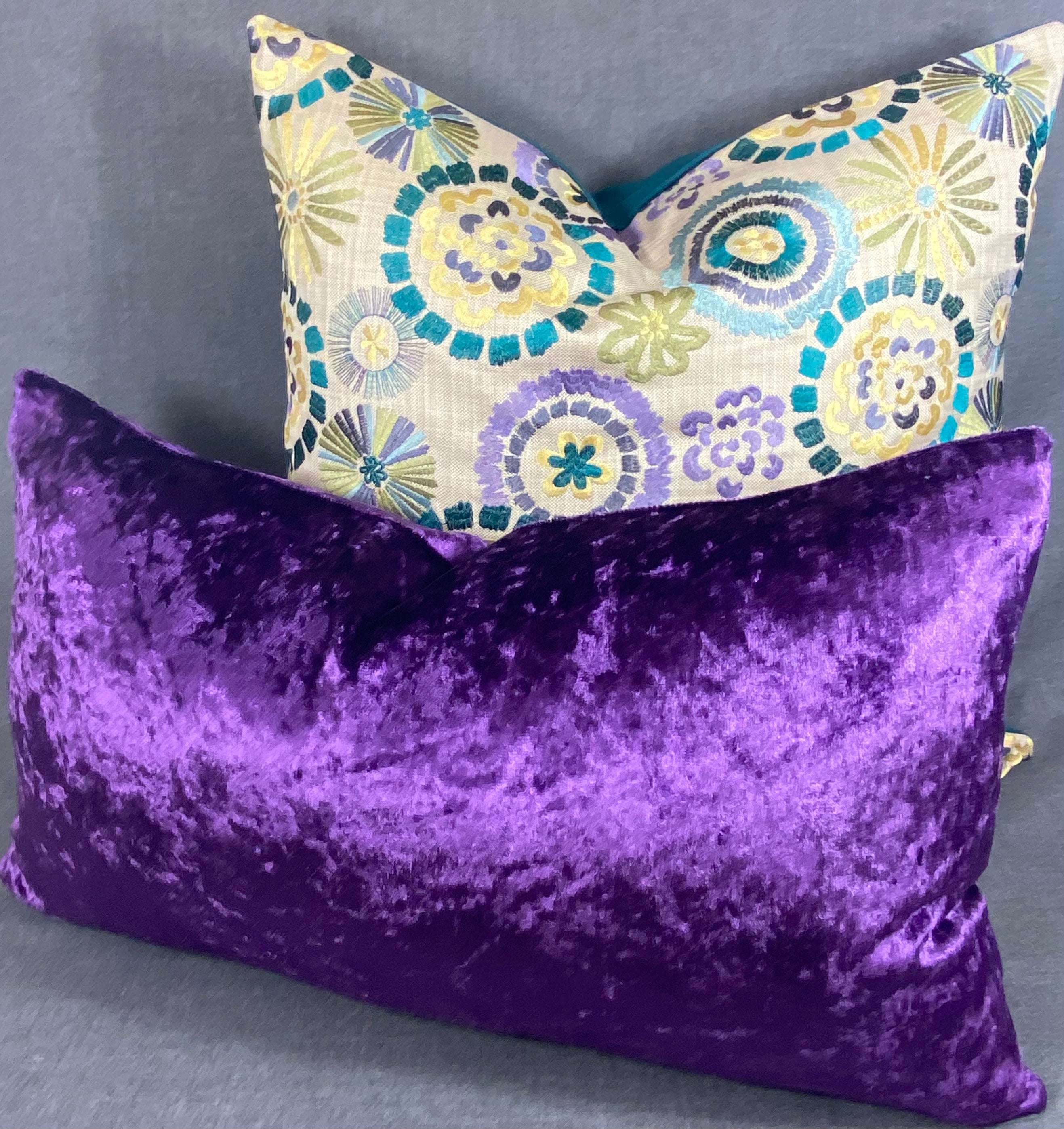 Luxury Pillow 24” x 24” - Spring Flowers