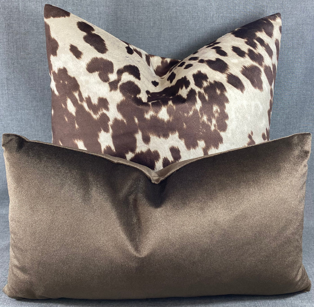 Luxury Pillow - 24" x 24"- Yellowstone Ranch Brown