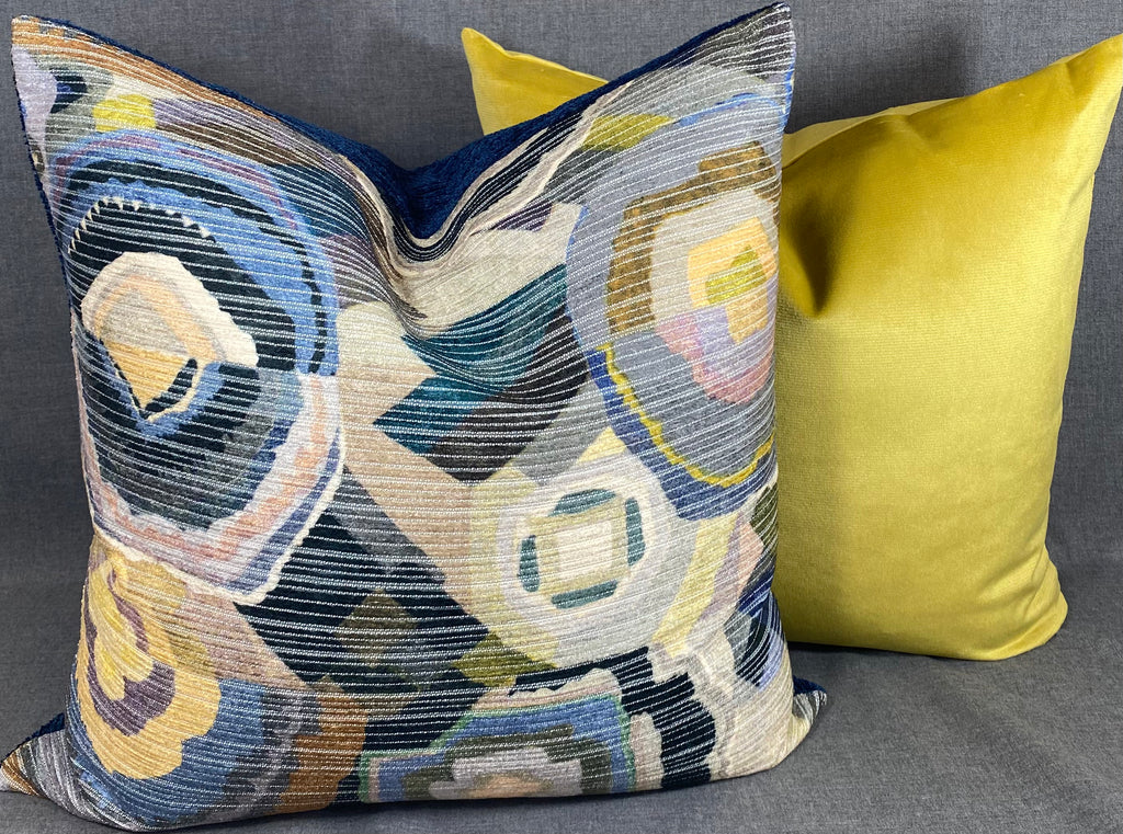 Luxury Pillow – 24" × 24" – Navy Color Bloom