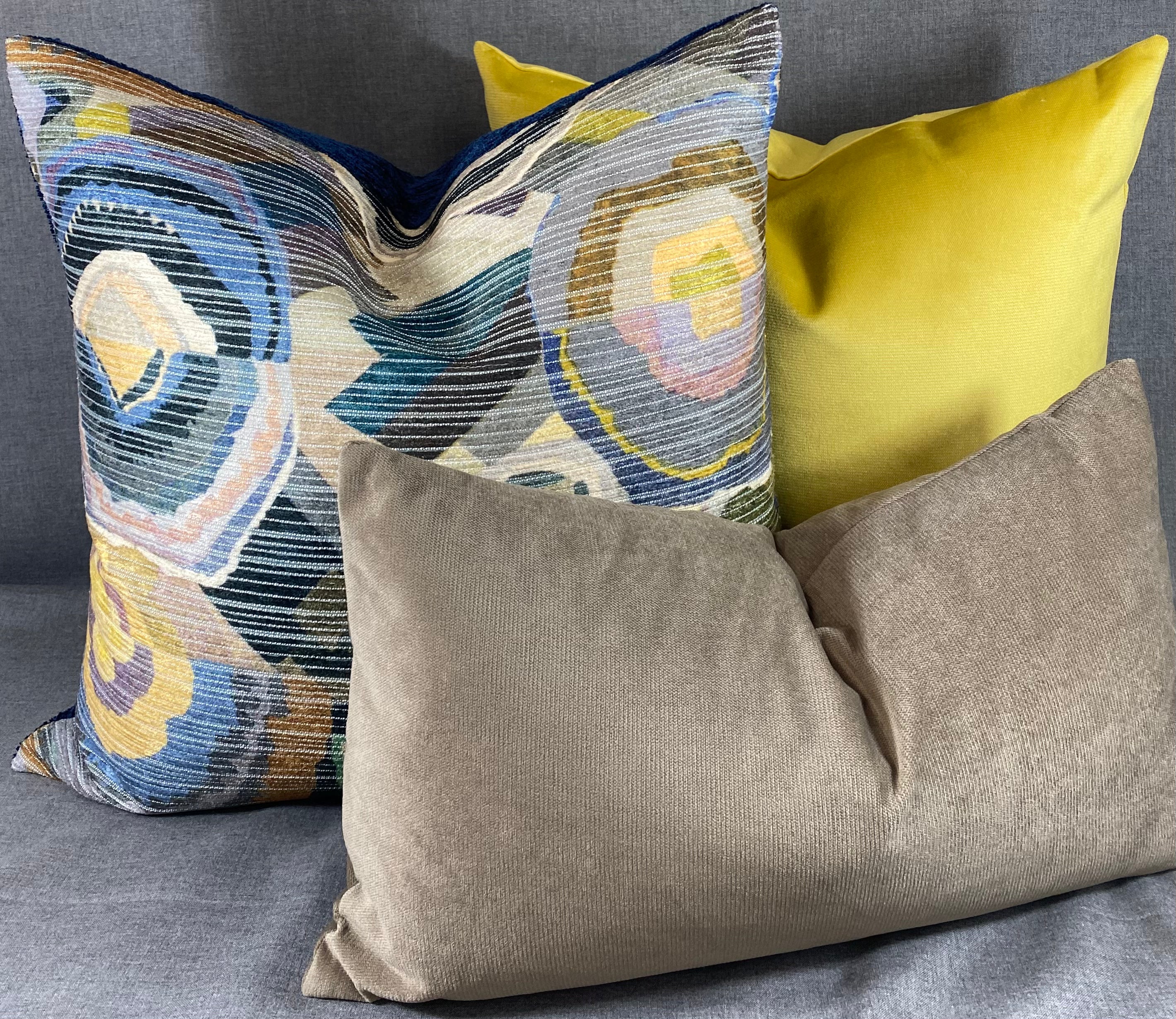 Luxury Pillow - 24” x 24” - Belvedere Curry