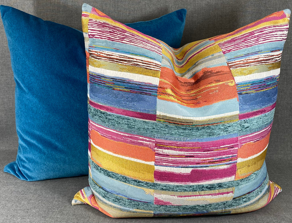 Luxury Pillow – 24" × 24" – Joyce's Abstract