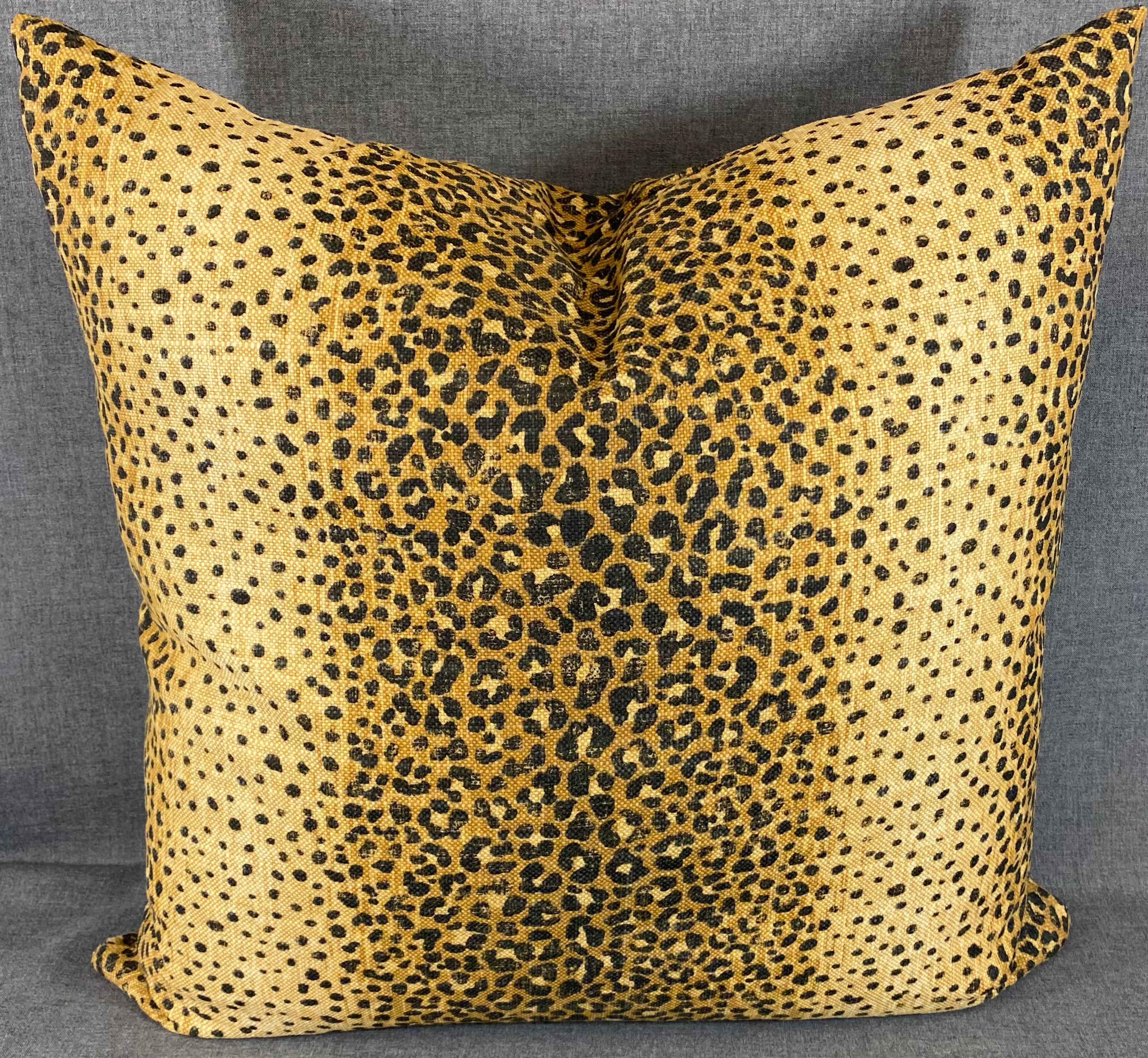 Luxury Pillow -  24" x 24" -  Nala Saffron