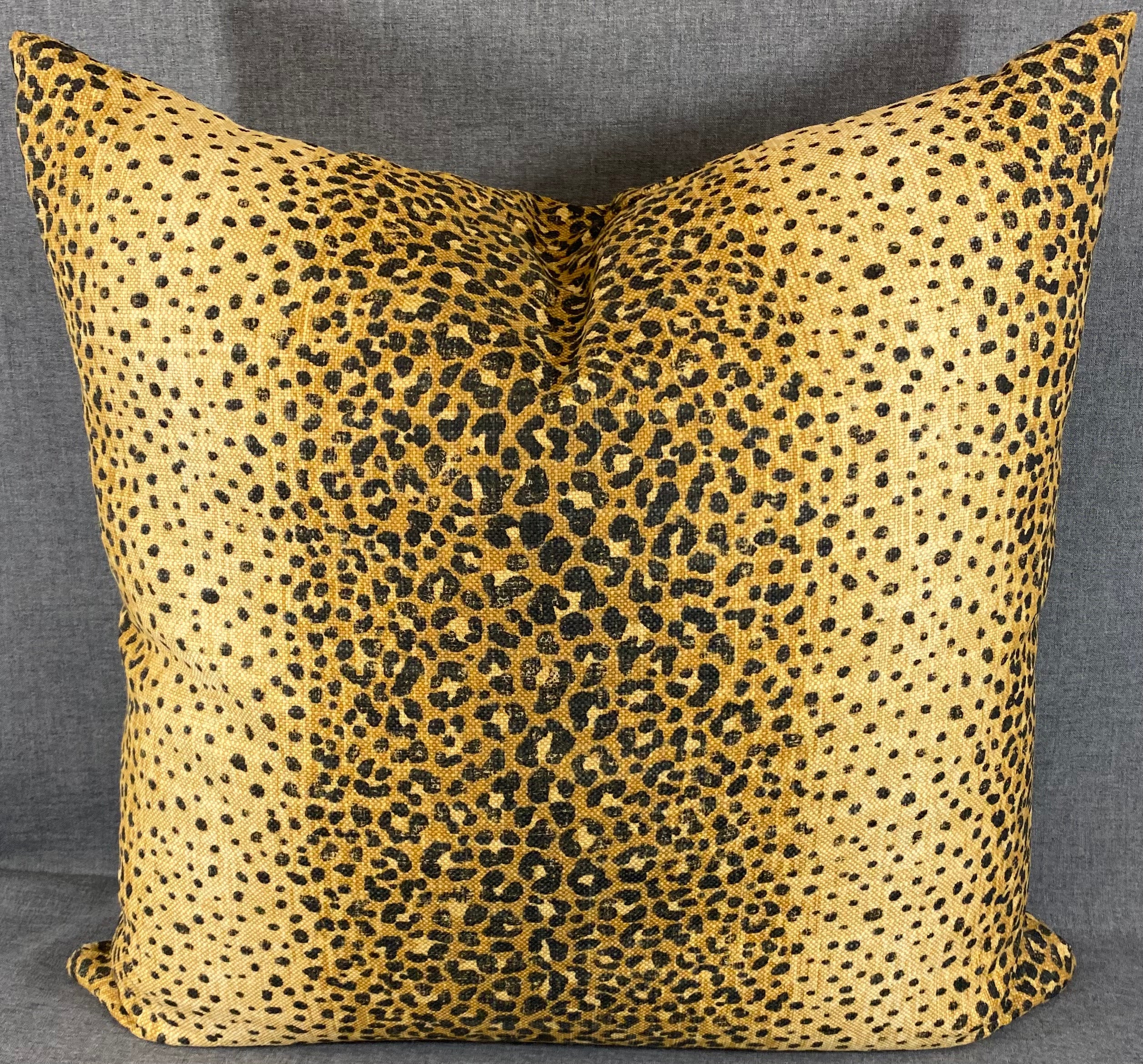 Luxury Pillow -  24" x 24" -  Nala Saffron